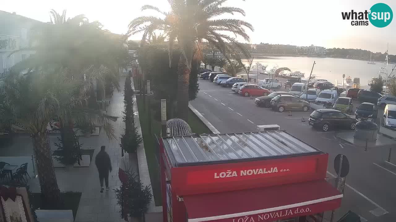 Spletna kamera Novalja – Obala Petra Krešimira IV