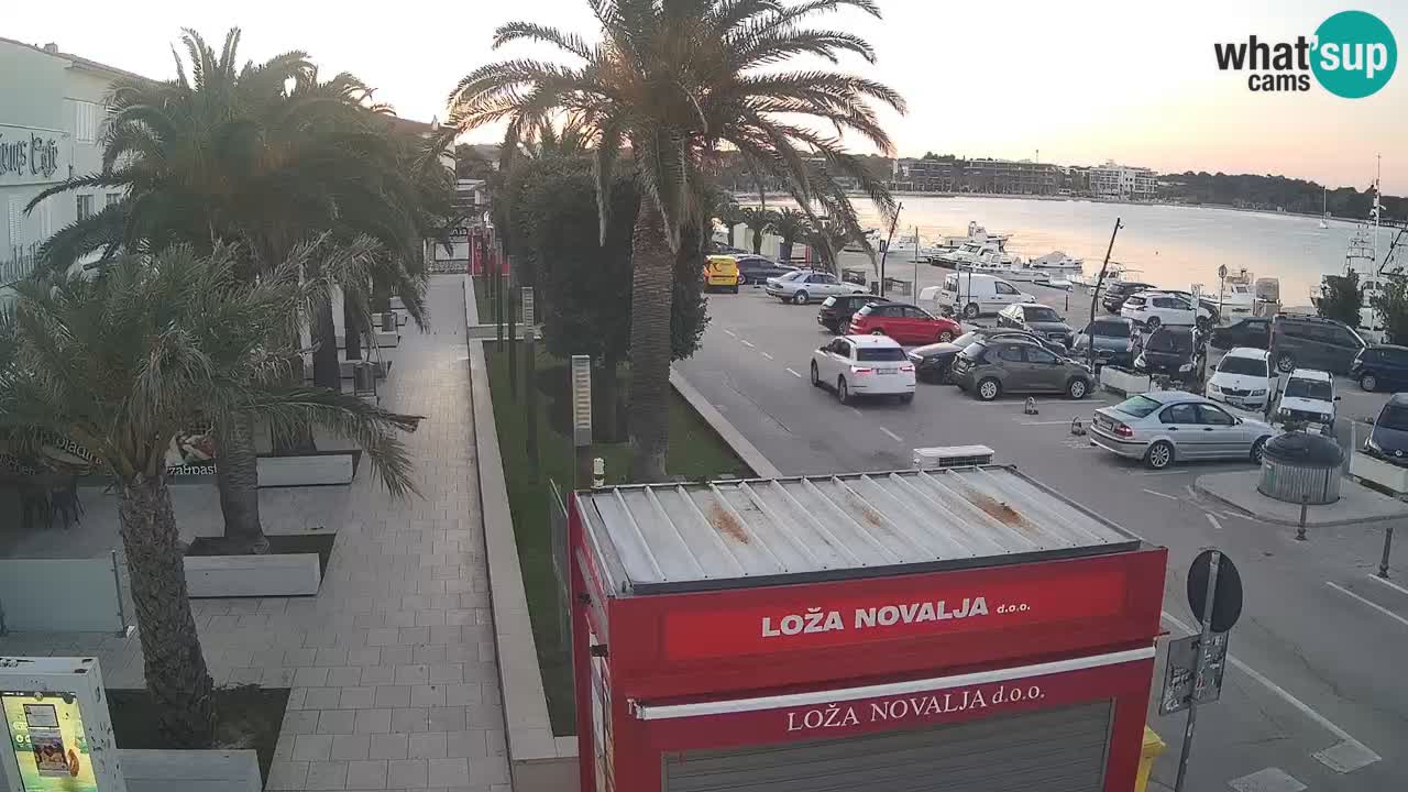 Spletna kamera Novalja – Obala Petra Krešimira IV