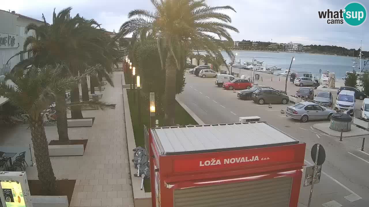 Spletna kamera Novalja – Obala Petra Krešimira IV