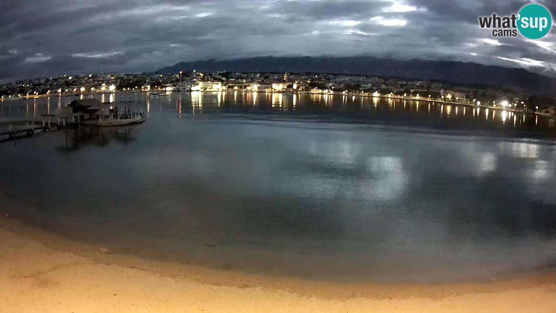 Novalja en vivo – playa de la ciudad