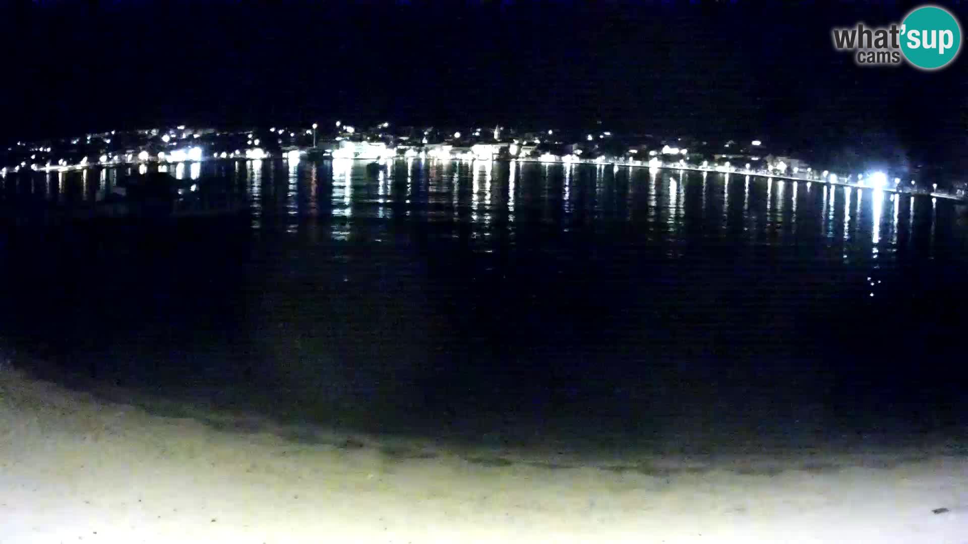 Novalja en vivo – playa de la ciudad