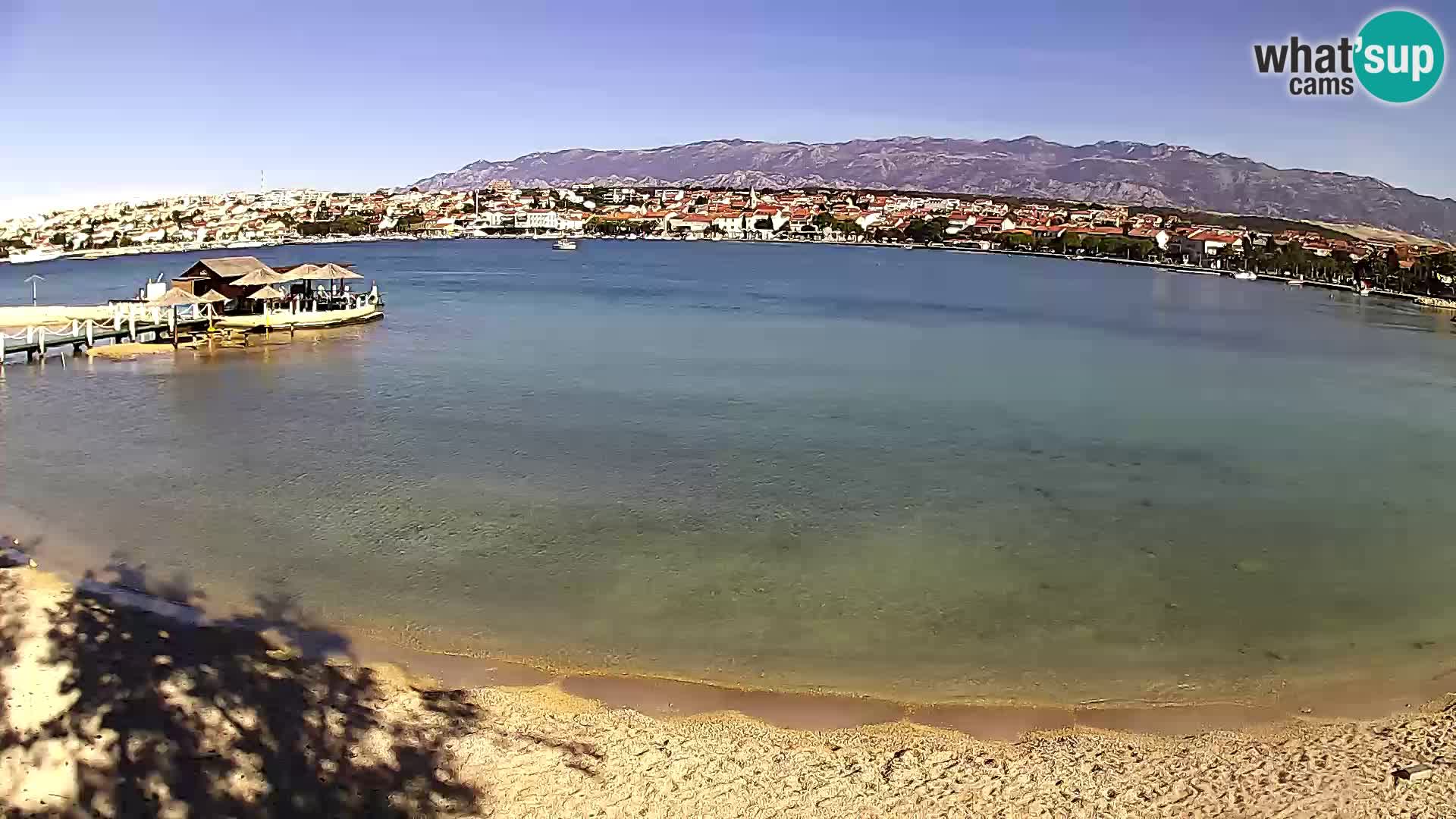 Novalja en vivo – playa de la ciudad