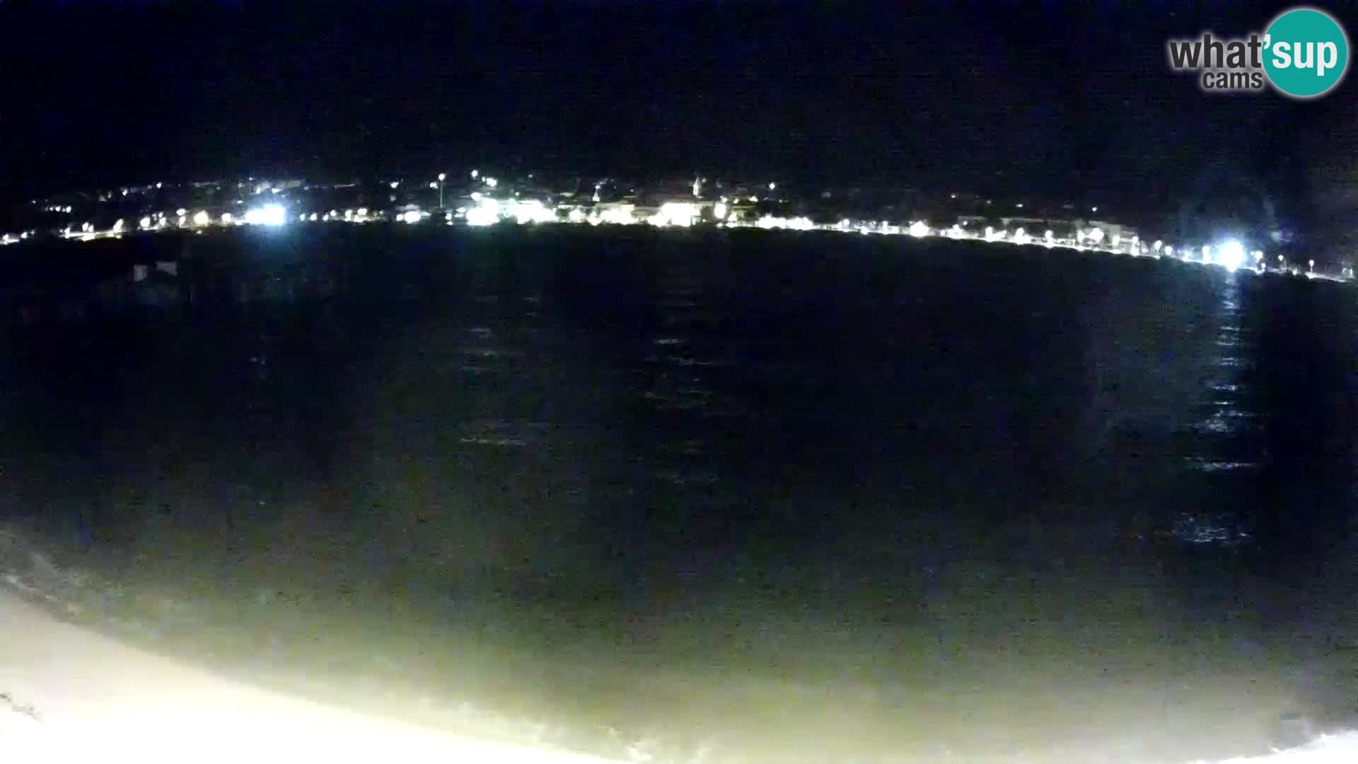 Novalja en vivo – playa de la ciudad