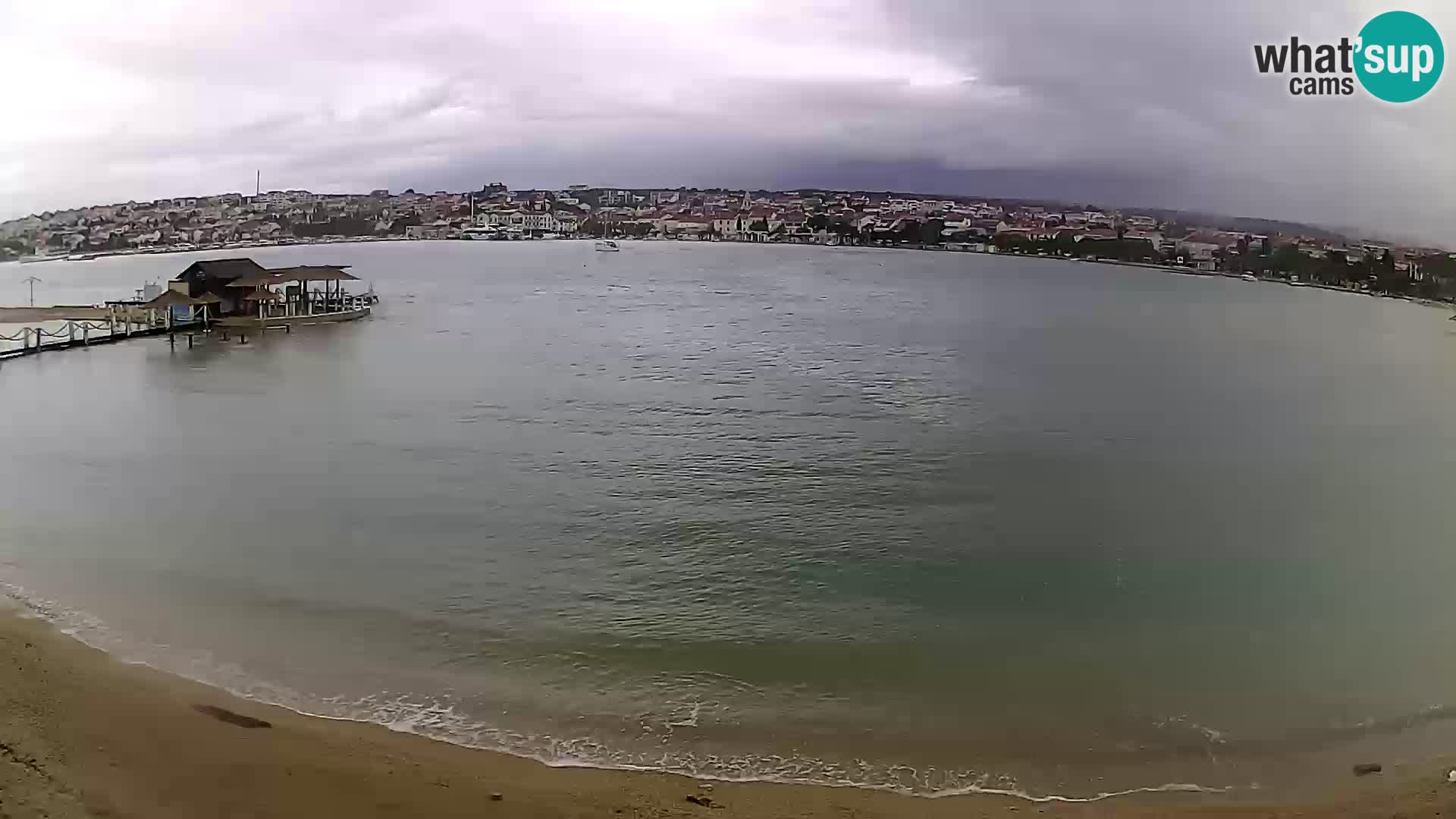 Novalja en vivo – playa de la ciudad