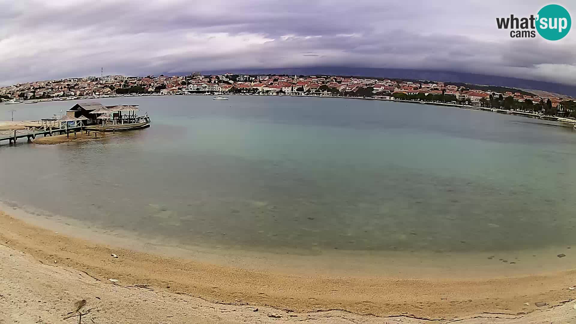 Novalja en vivo – playa de la ciudad