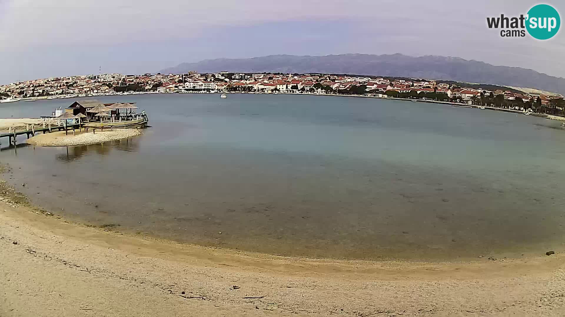 Novalja en vivo – playa de la ciudad