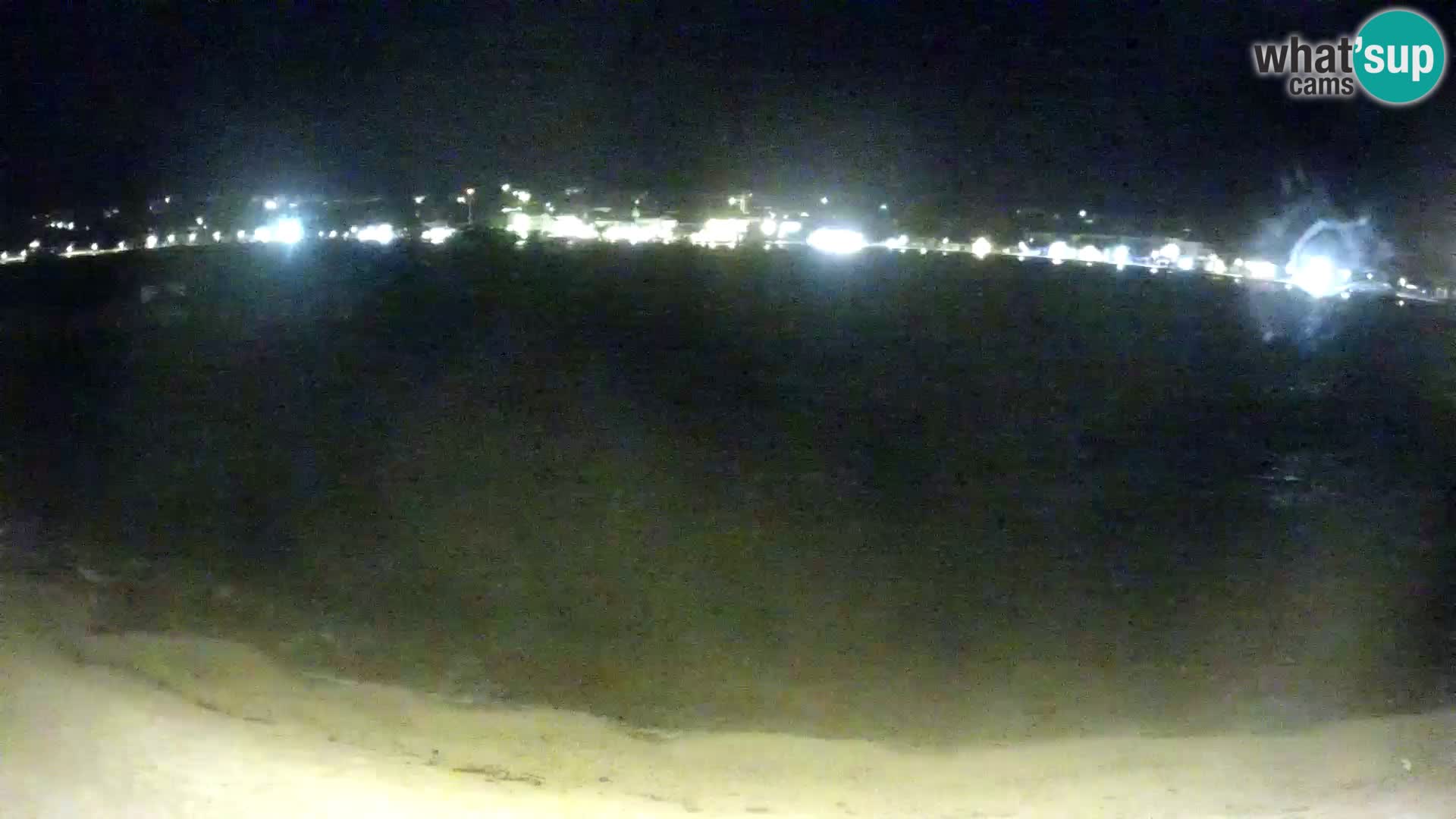 Novalja en vivo – playa de la ciudad