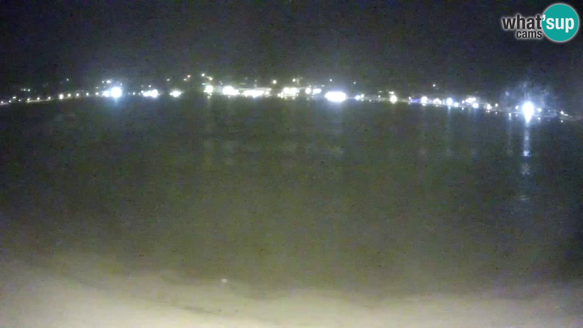 Novalja en vivo – playa de la ciudad