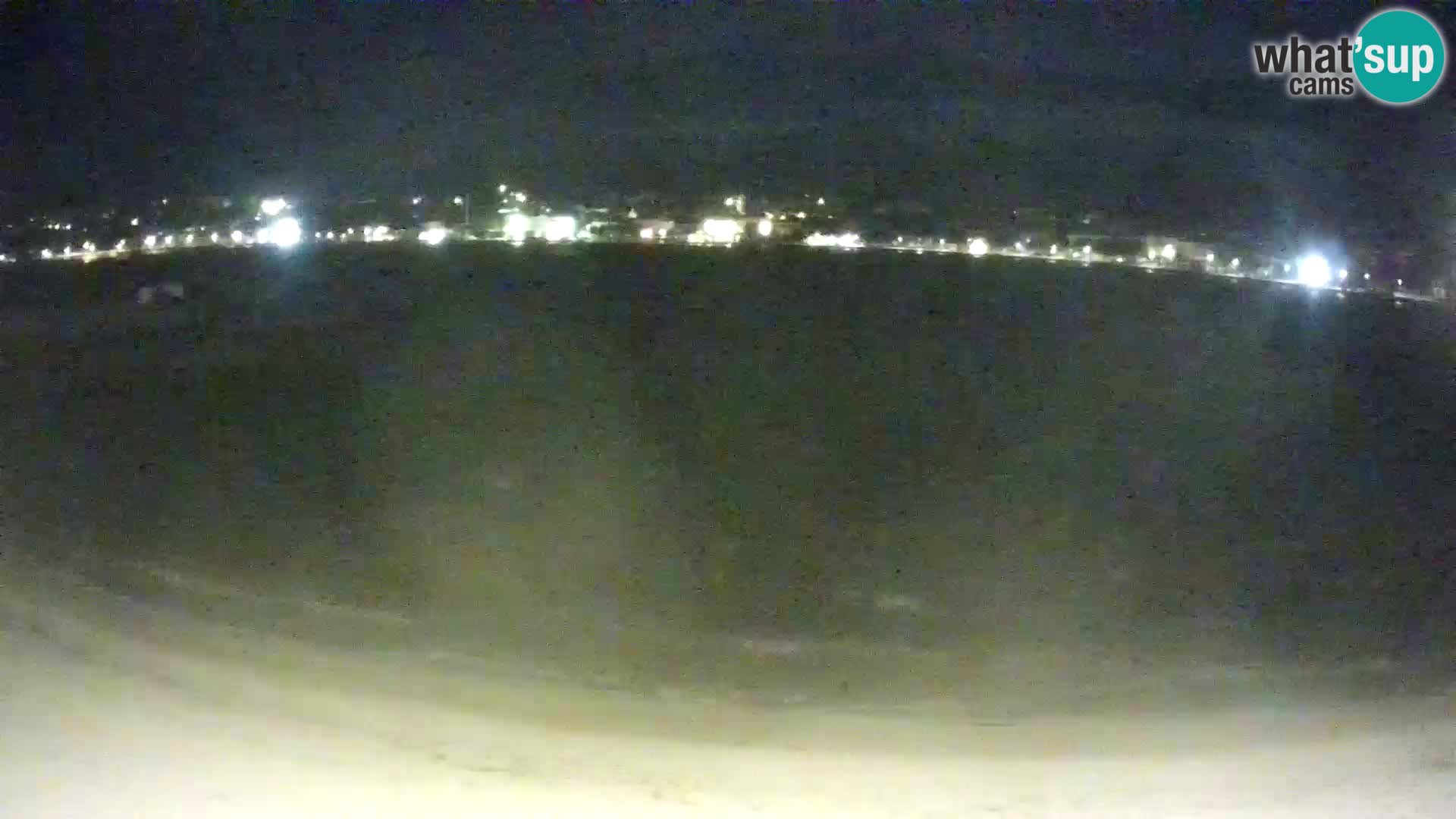 Novalja en vivo – playa de la ciudad