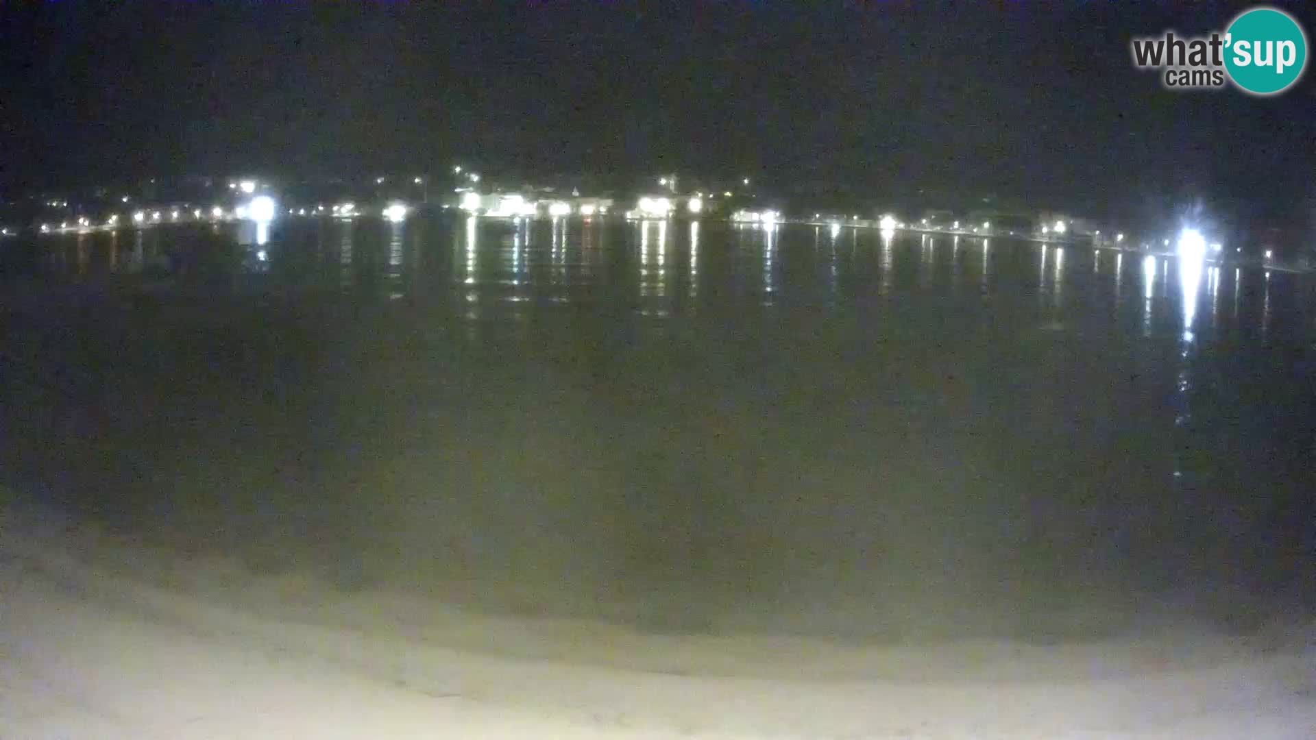 Novalja en vivo – playa de la ciudad