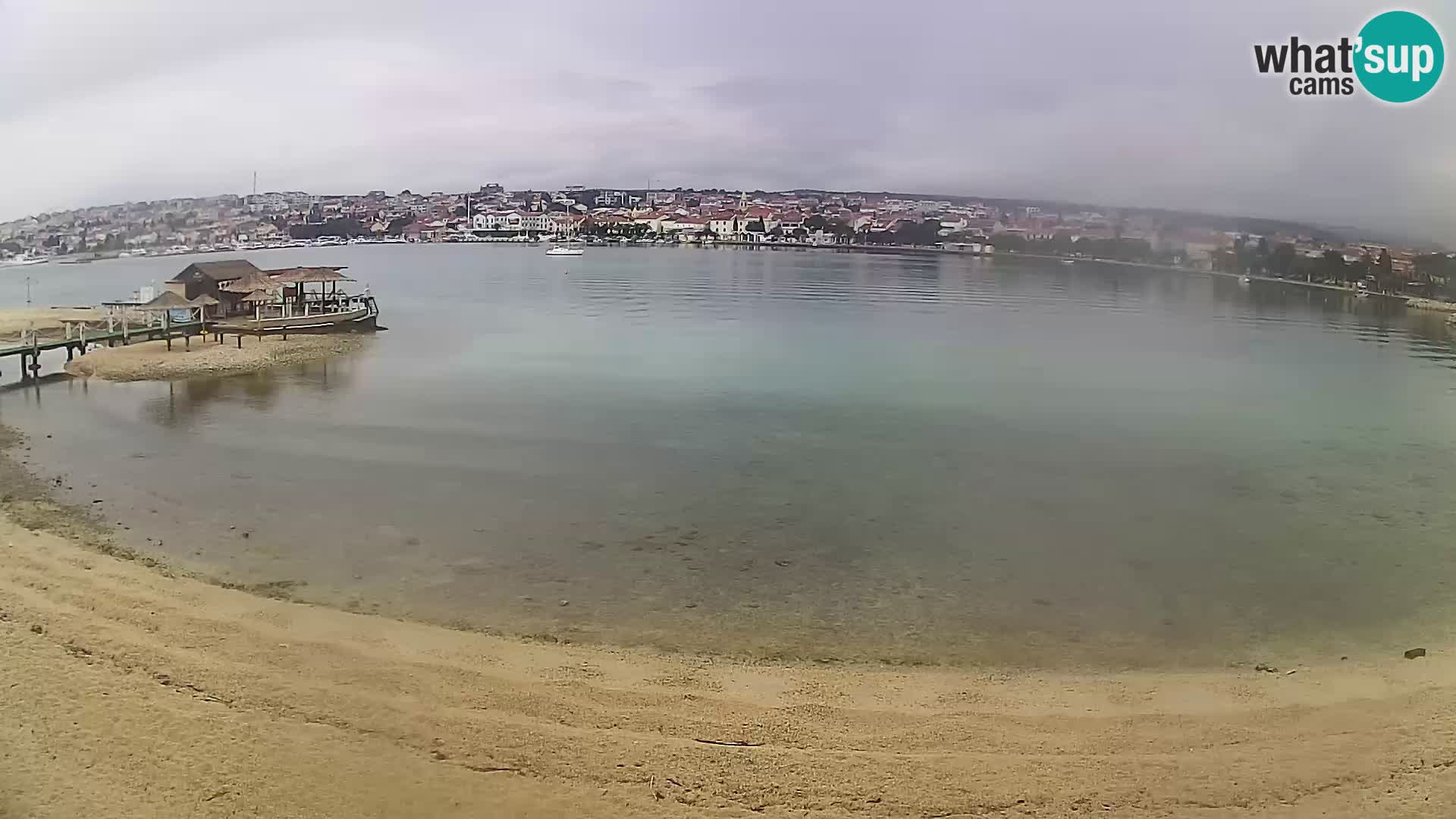 Novalja en vivo – playa de la ciudad