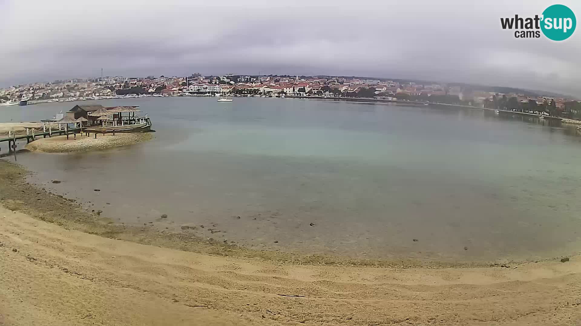 Novalja en vivo – playa de la ciudad