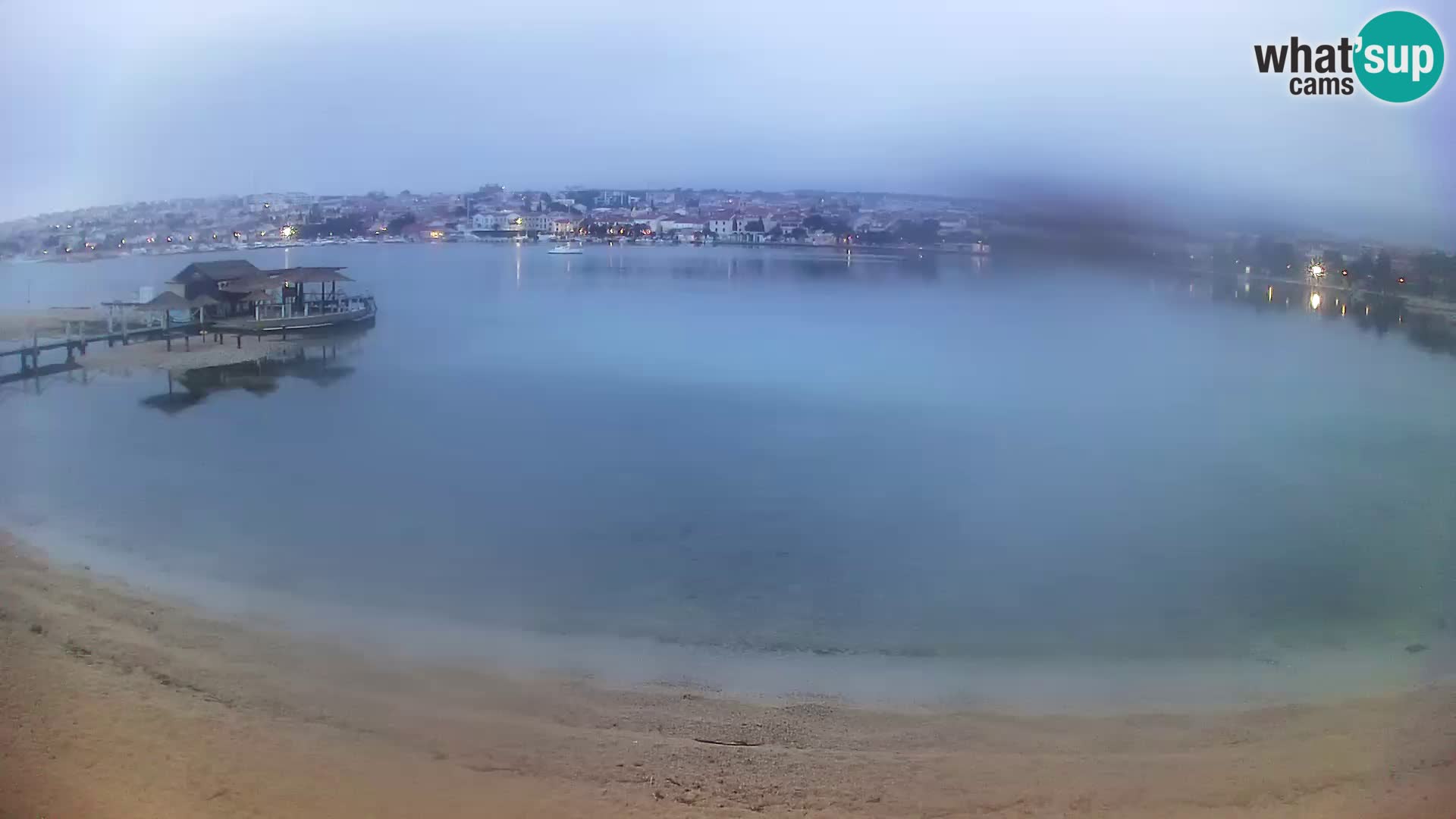 Novalja en vivo – playa de la ciudad