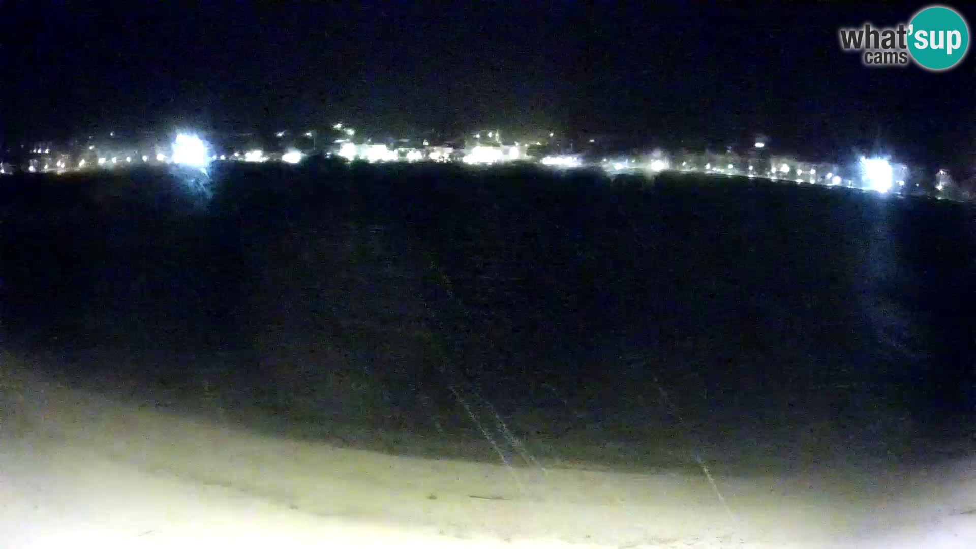 Novalja en vivo – playa de la ciudad