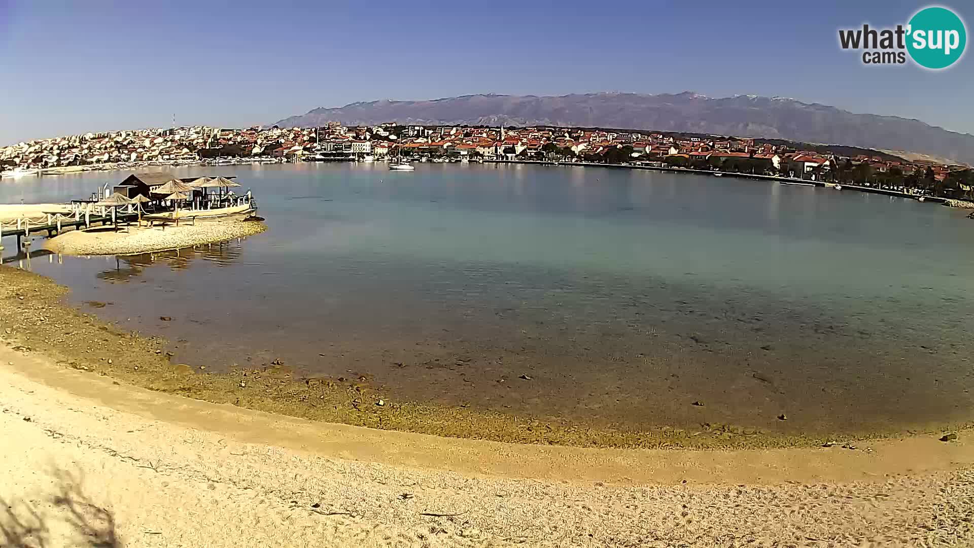 Novalja en vivo – playa de la ciudad