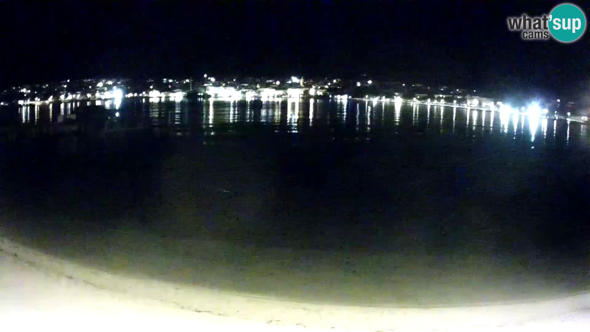 Novalja en vivo – playa de la ciudad