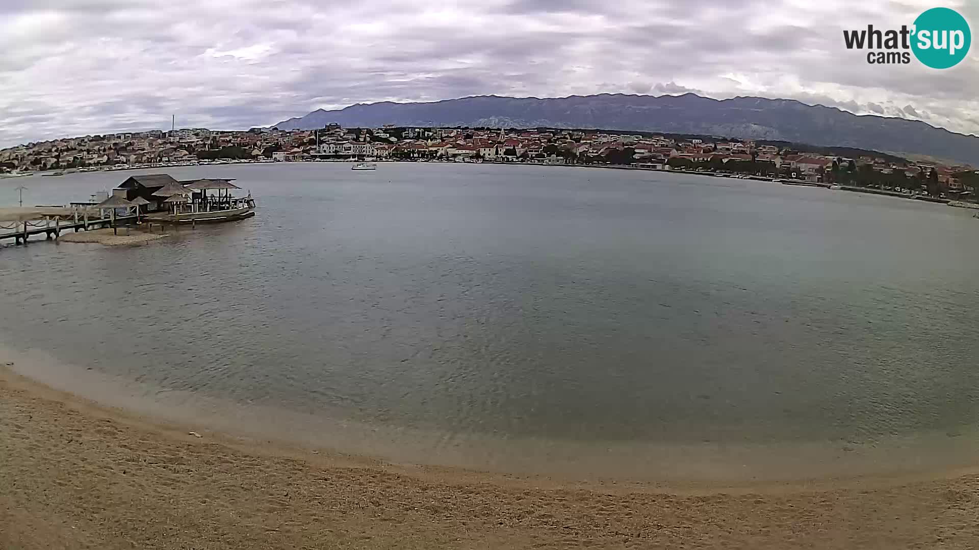Novalja en vivo – playa de la ciudad