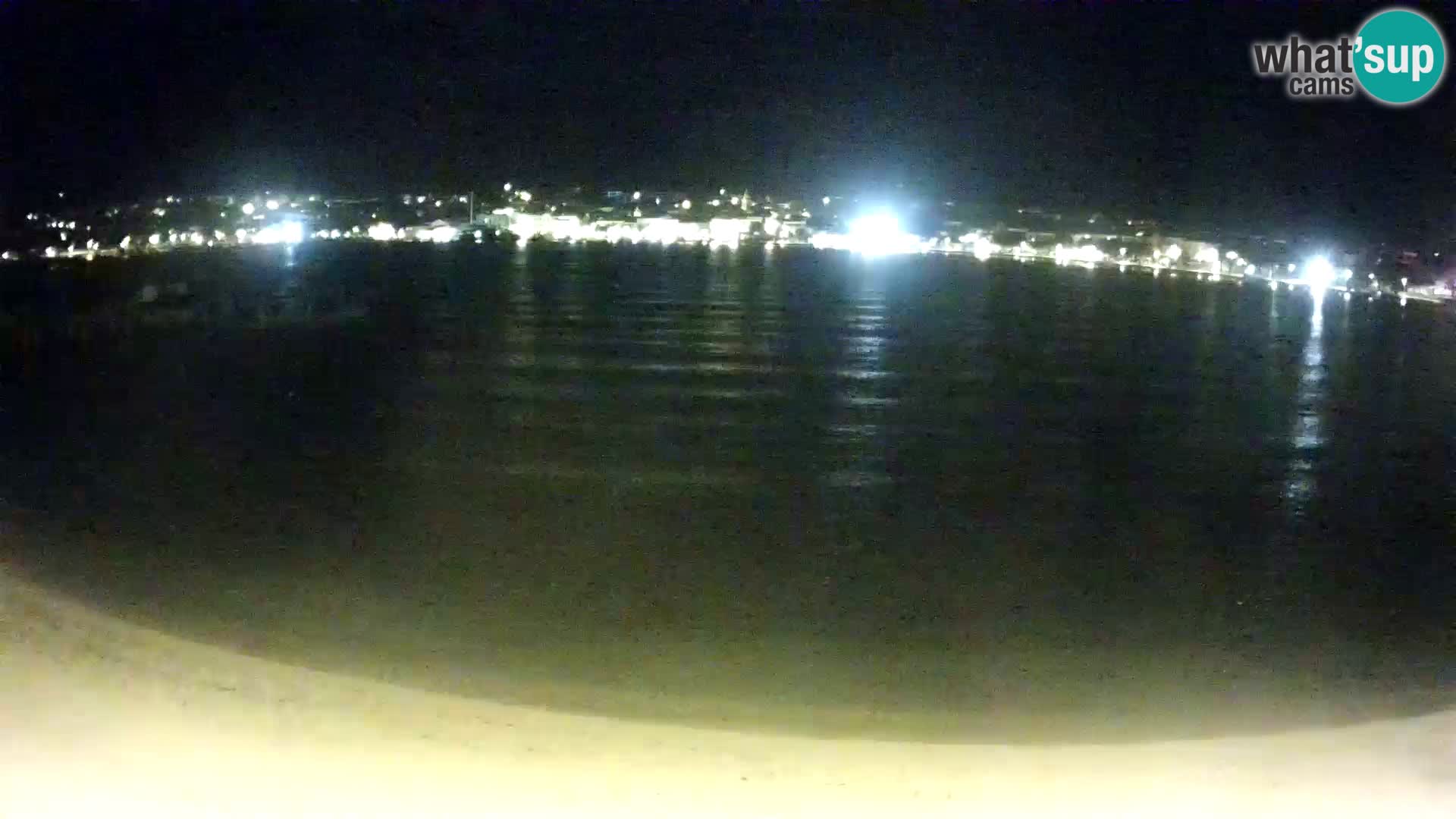 Novalja en vivo – playa de la ciudad