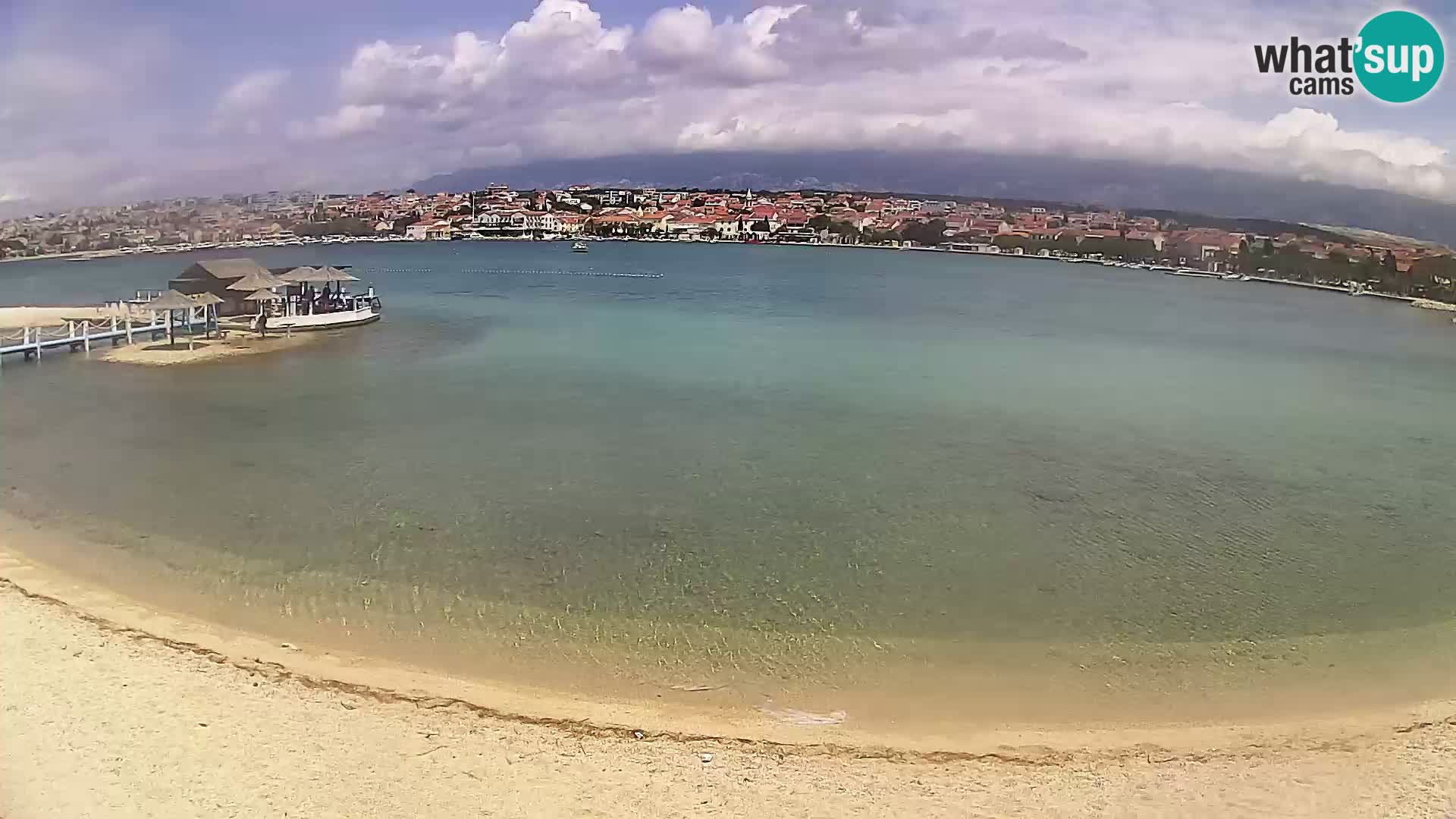 Novalja en vivo – playa de la ciudad