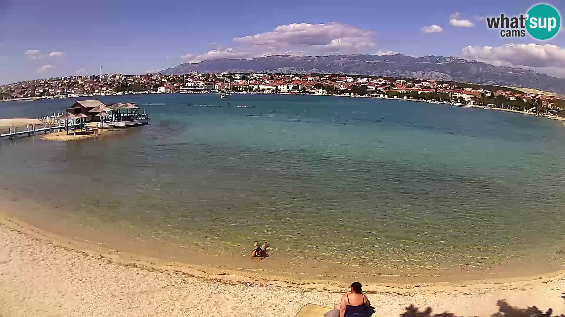 Novalja en vivo – playa de la ciudad