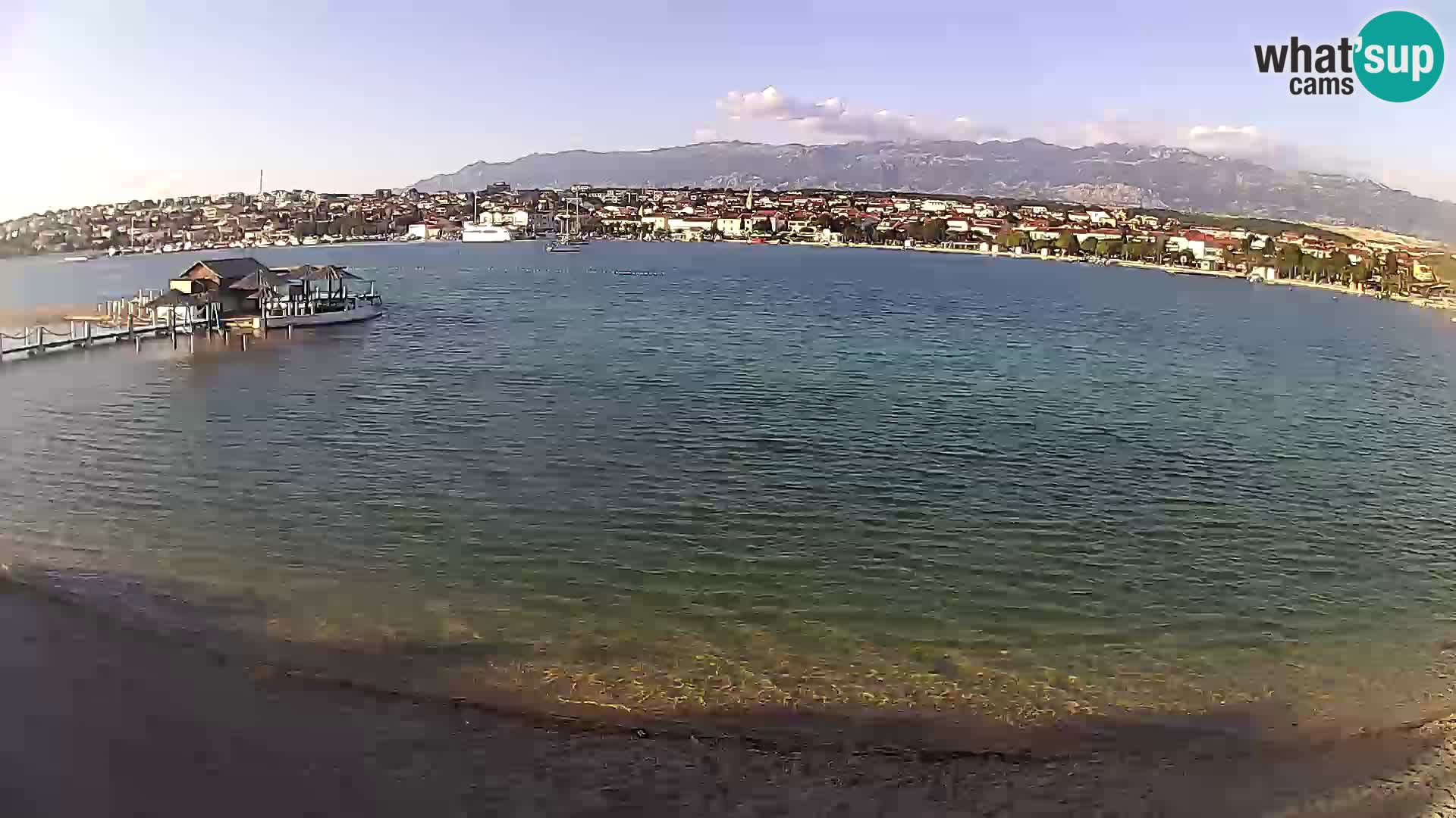 Novalja en vivo – playa de la ciudad