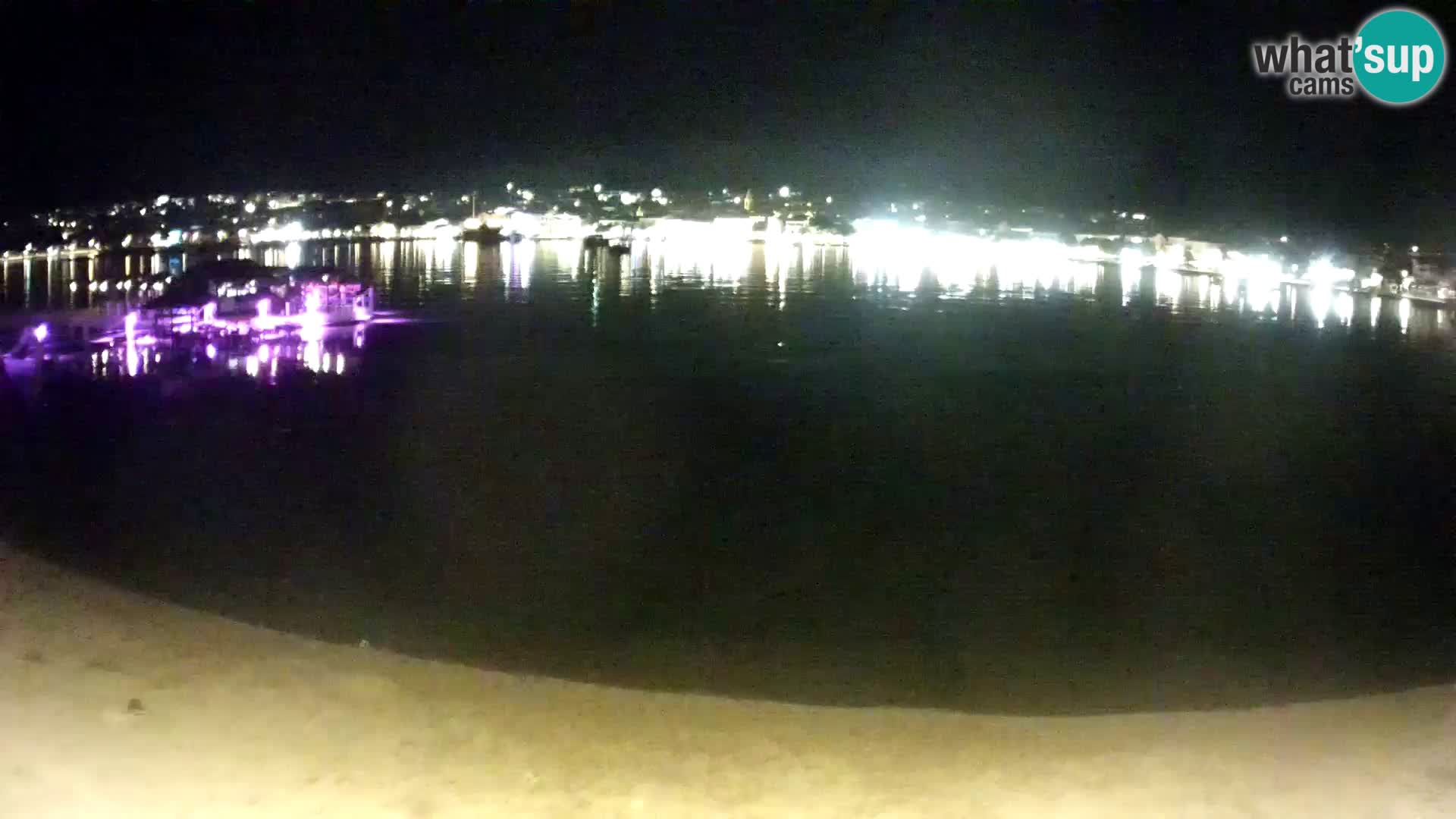Live webcam Novalja – The Town beach