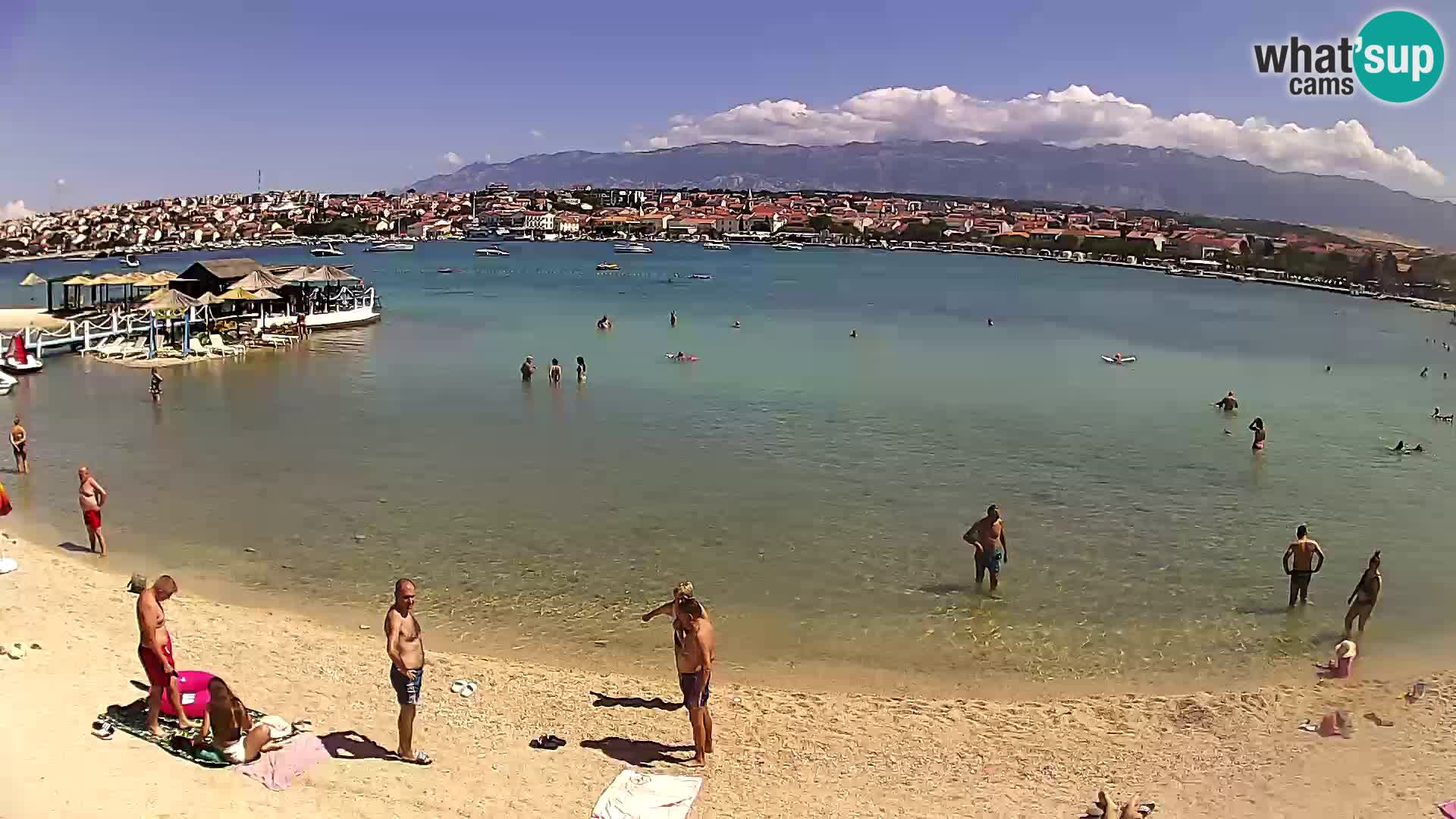 Novalja en vivo – playa de la ciudad