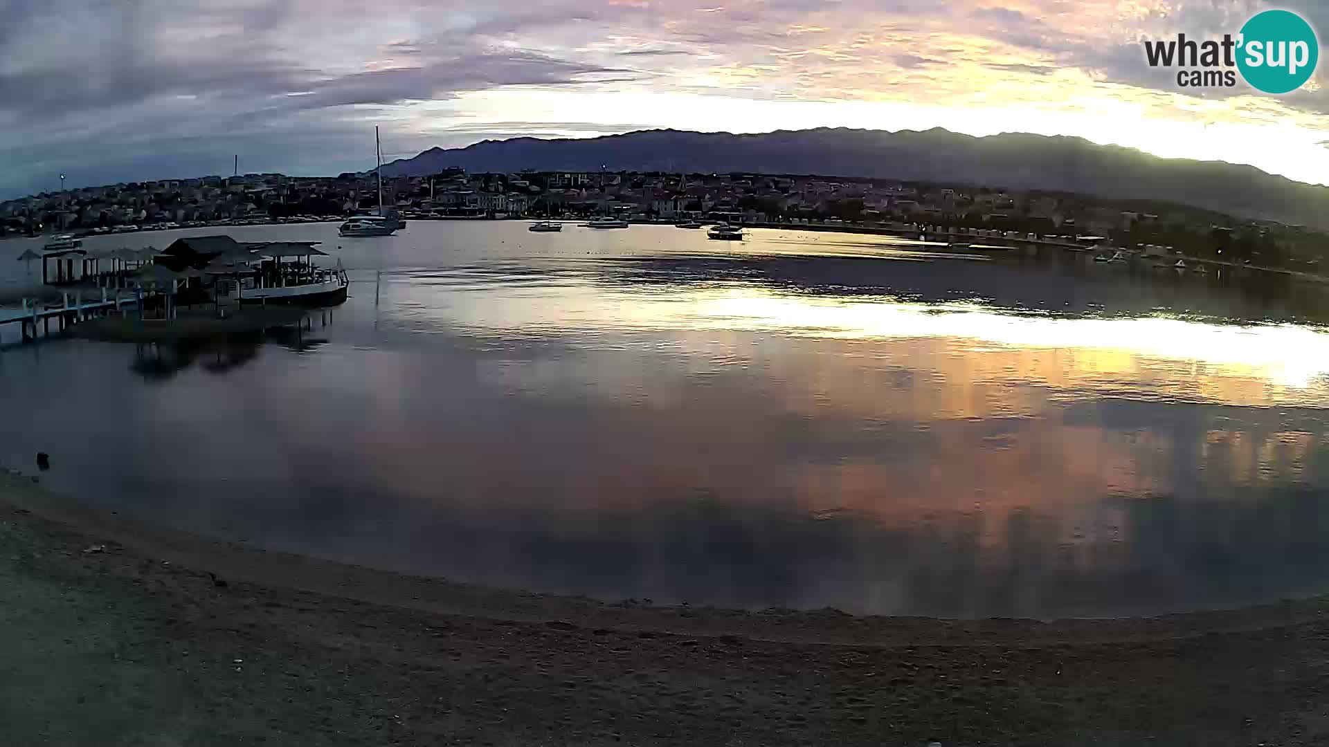 Live webcam Novalja – The Town beach