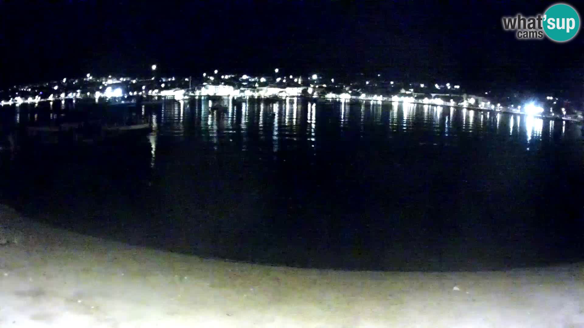 Novalja en vivo – playa de la ciudad