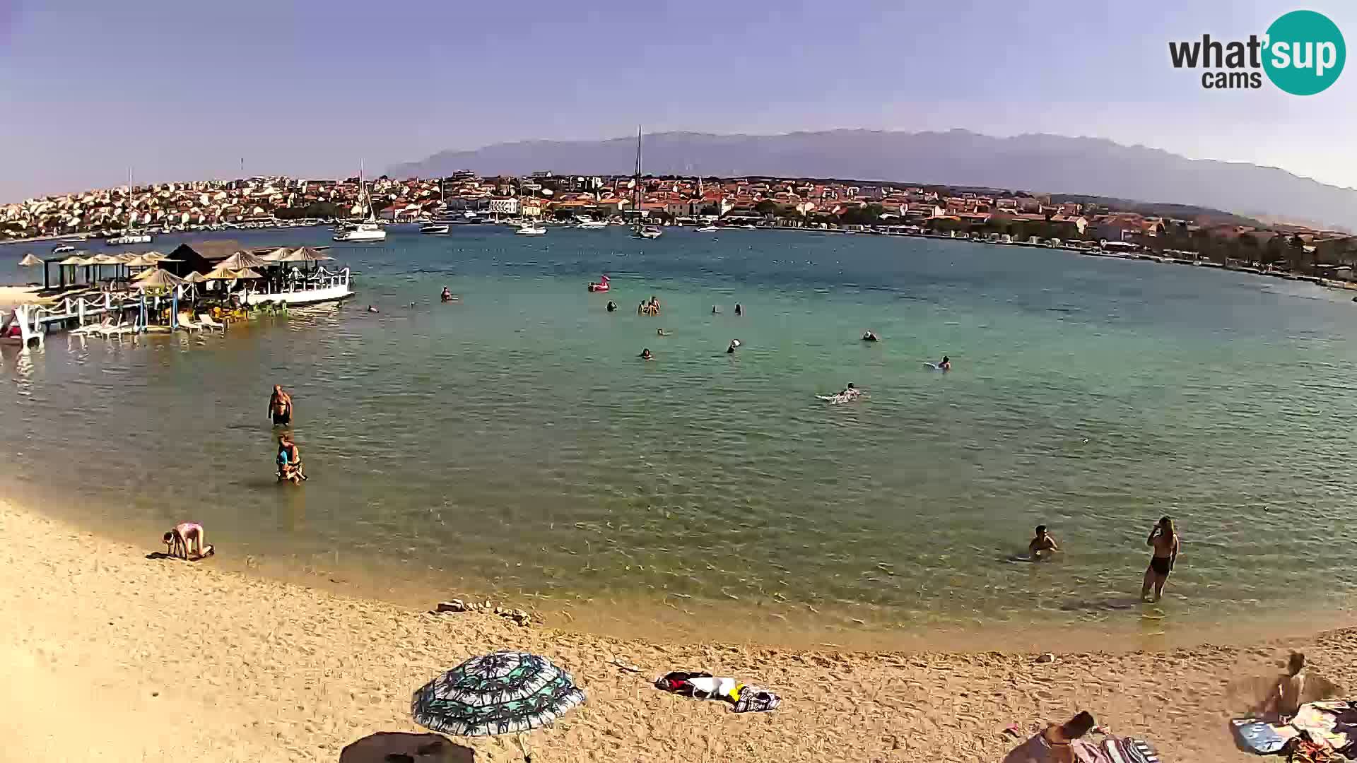 Novalja en vivo – playa de la ciudad