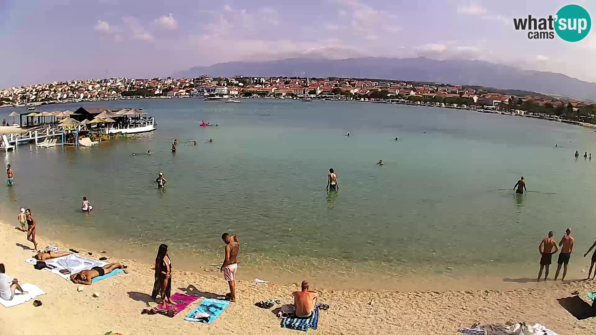 Novalja en vivo – playa de la ciudad