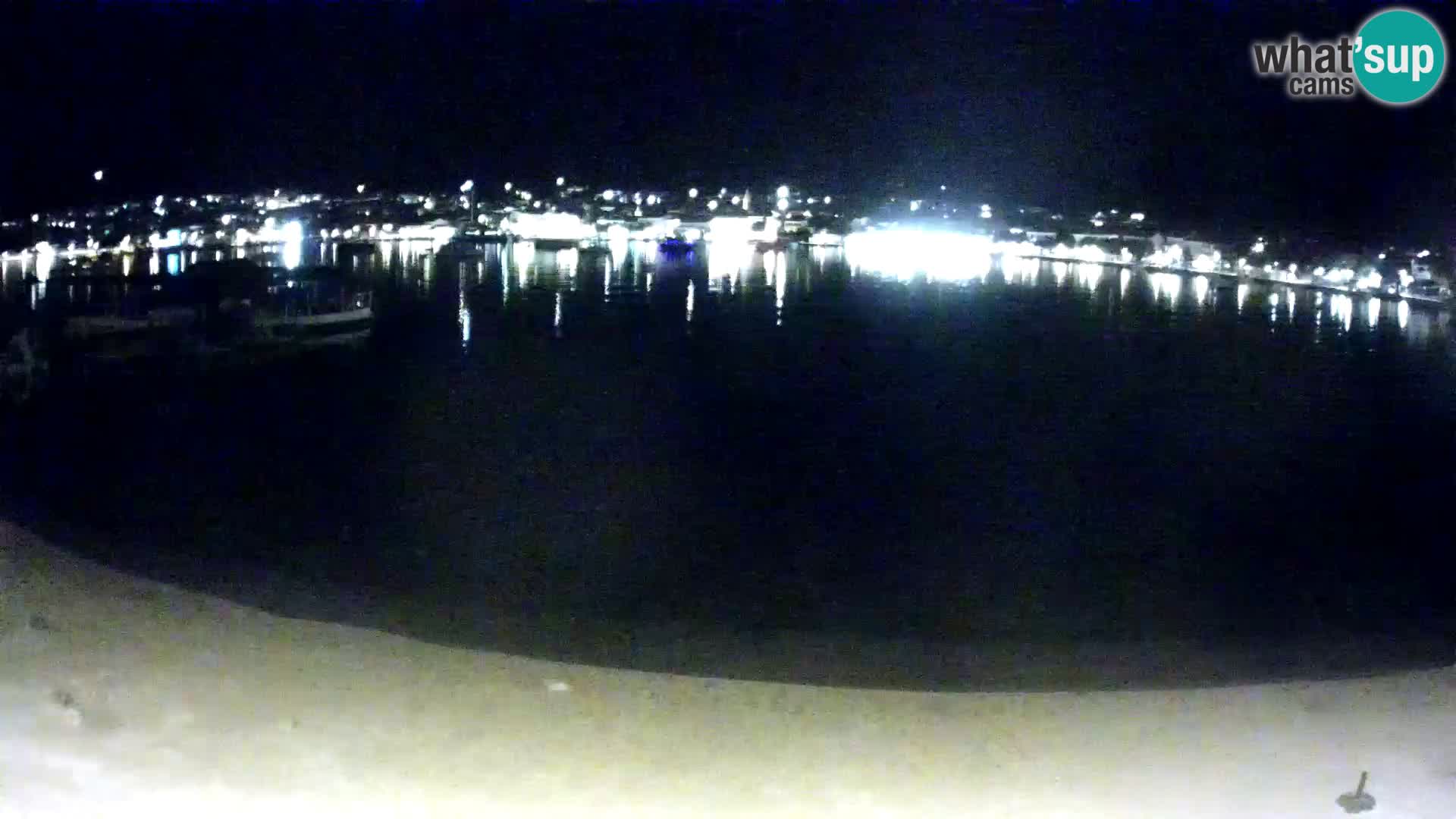 Novalja en vivo – playa de la ciudad