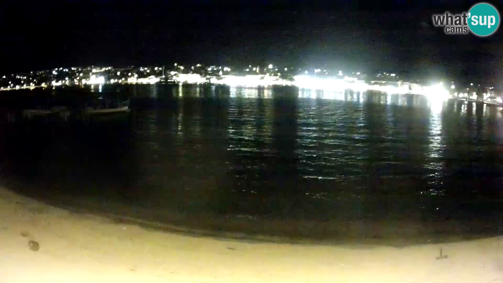Novalja en vivo – playa de la ciudad