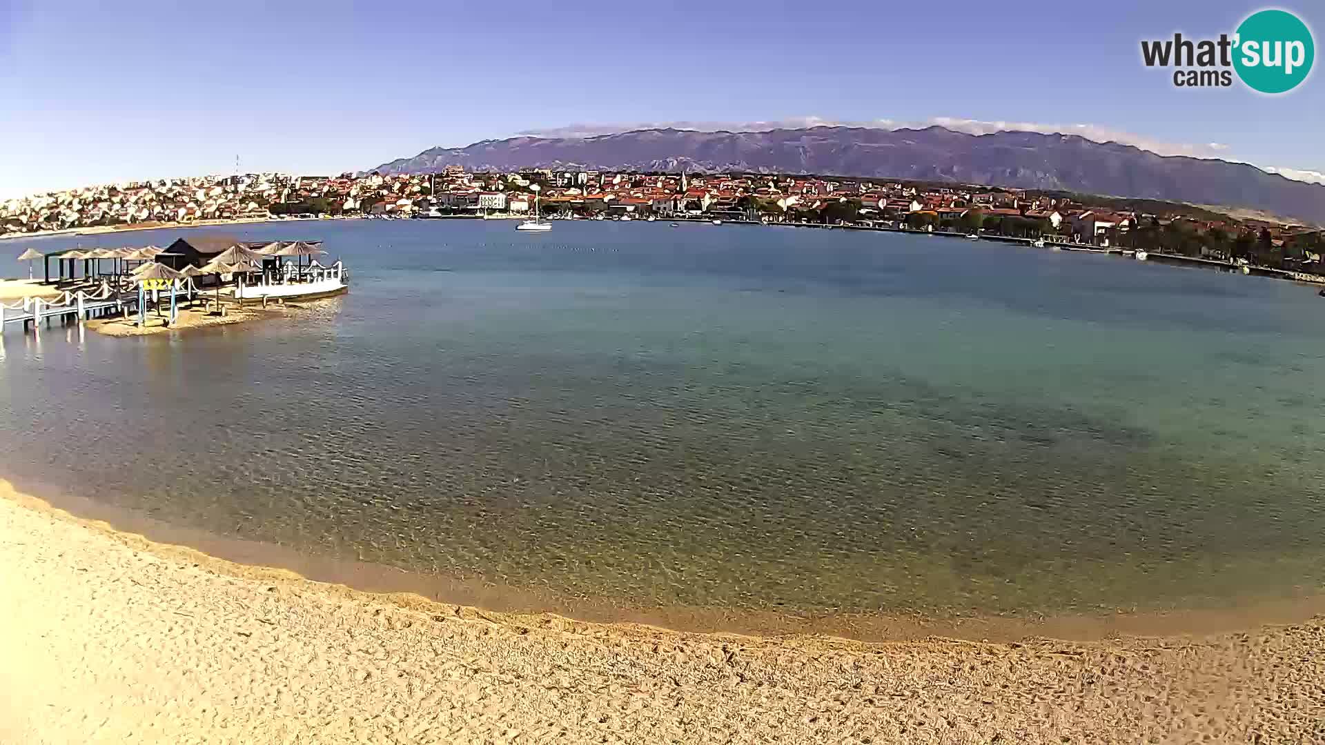 Novalja en vivo – playa de la ciudad