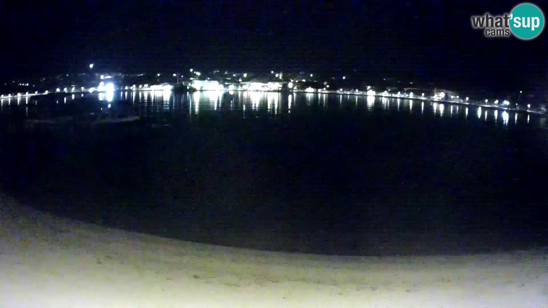 Novalja en vivo – playa de la ciudad