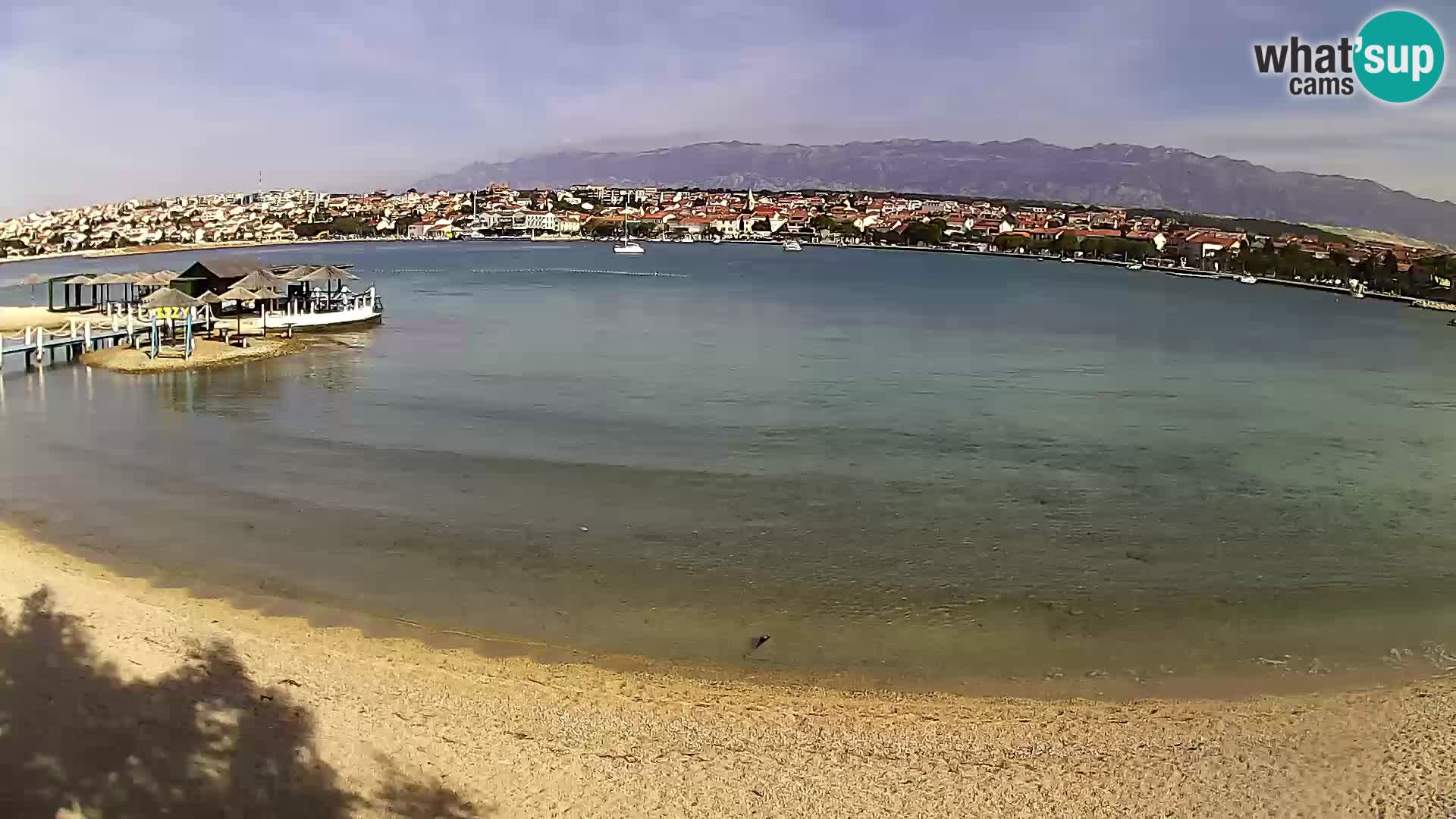 Novalja en vivo – playa de la ciudad