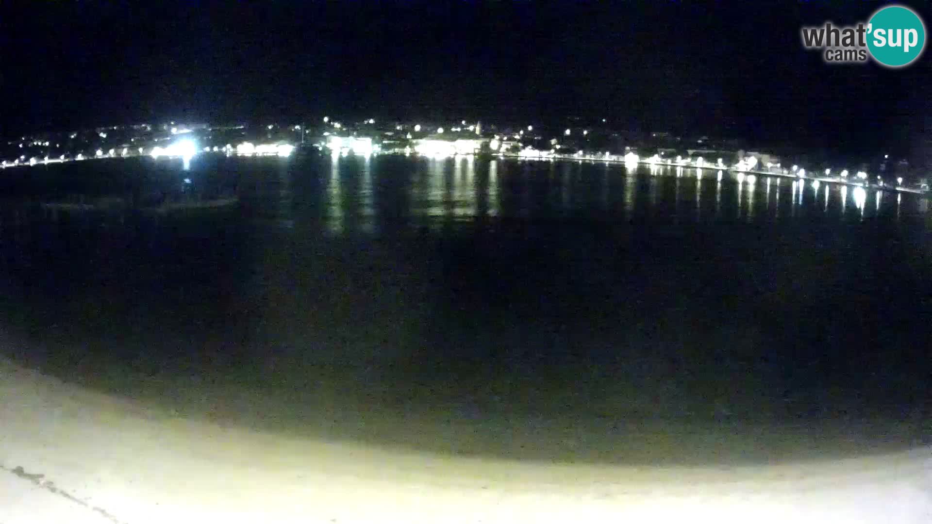 Novalja en vivo – playa de la ciudad