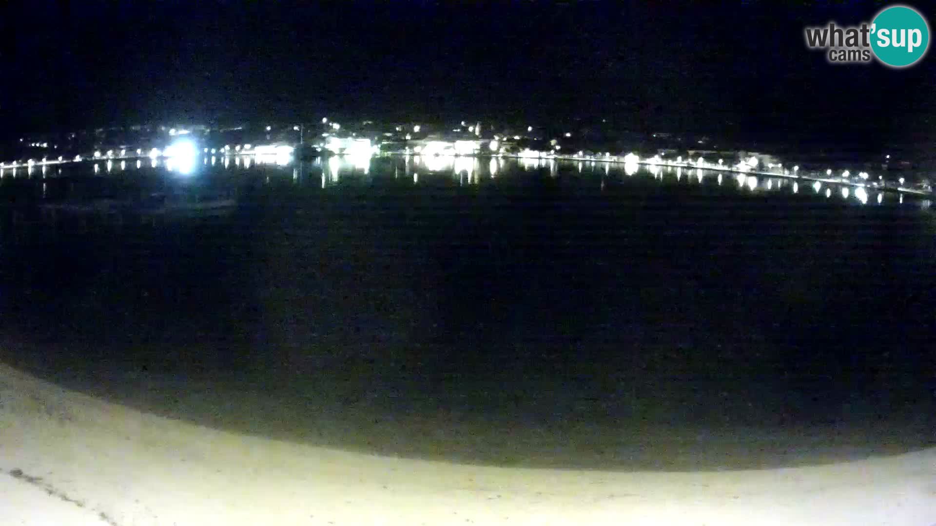 Novalja en vivo – playa de la ciudad