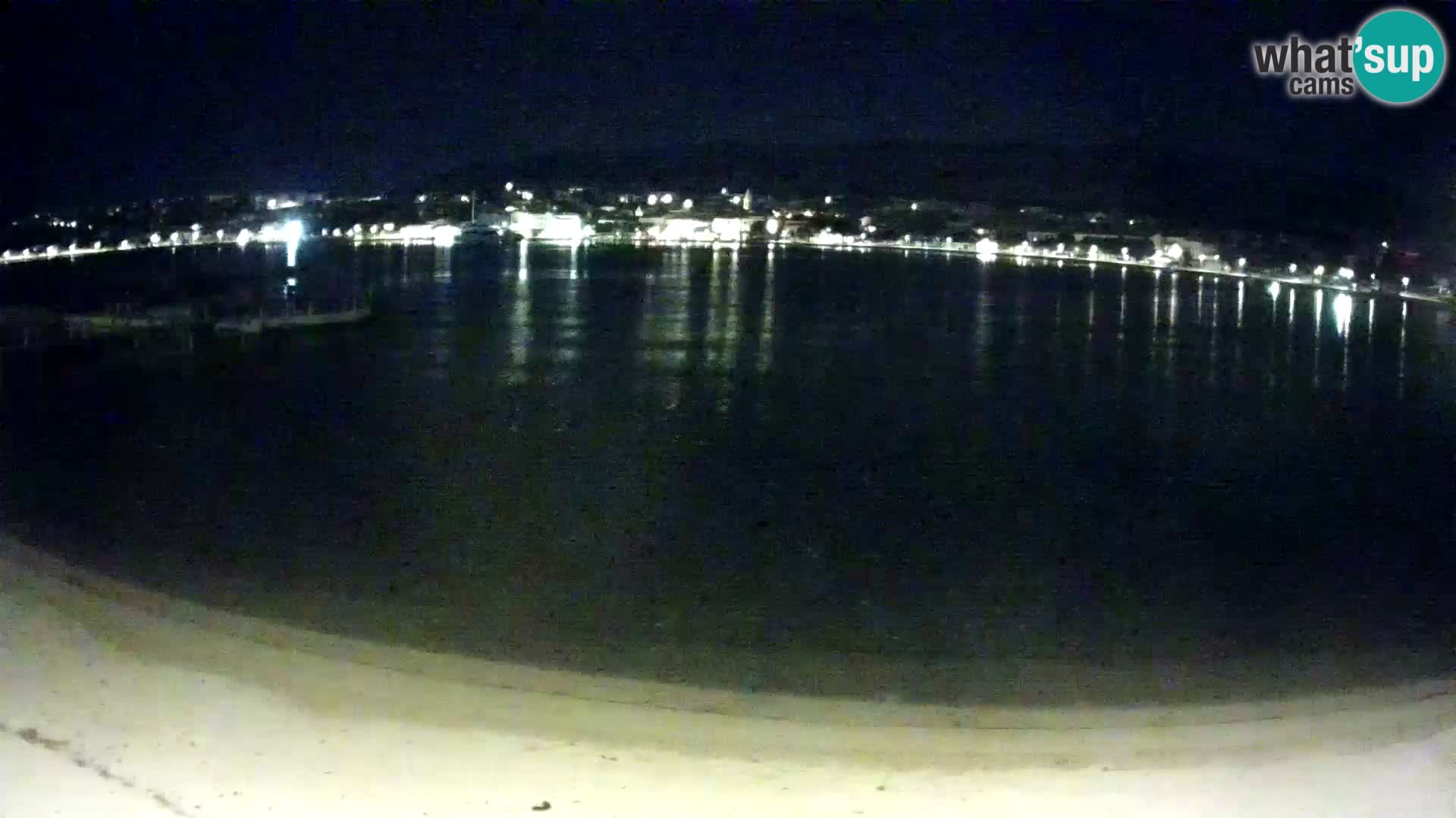 Novalja en vivo – playa de la ciudad