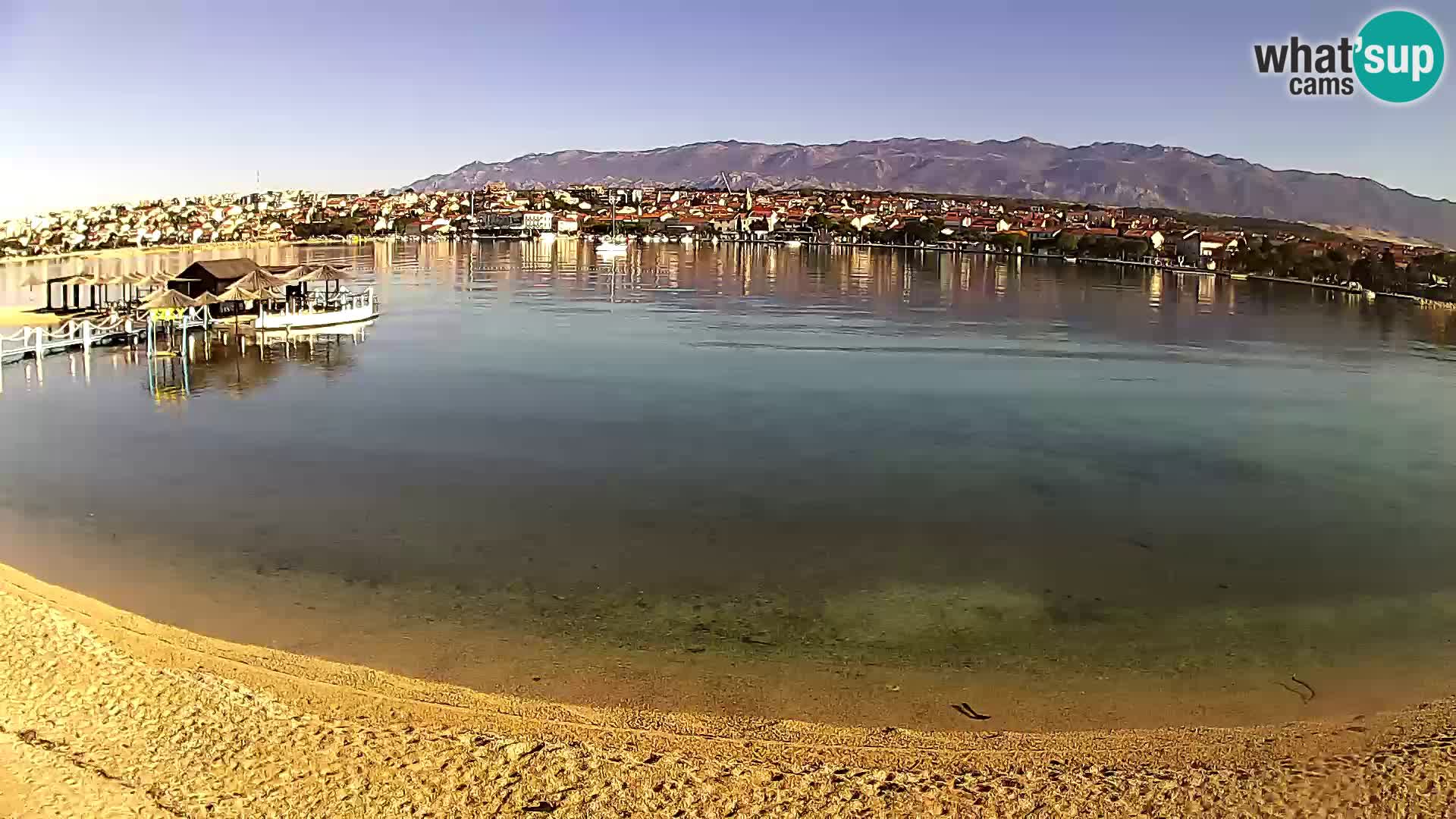 Novalja en vivo – playa de la ciudad