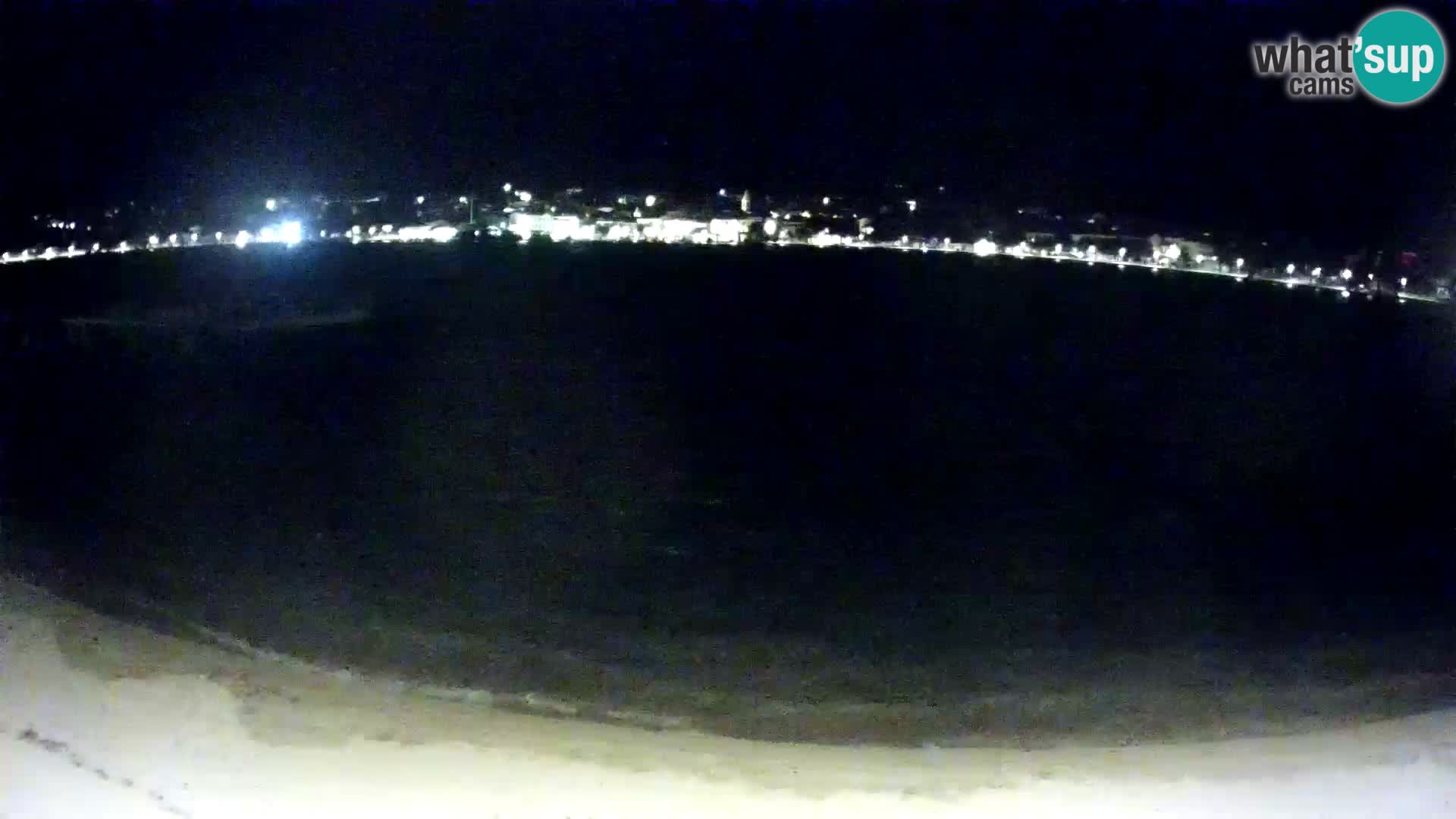 Novalja en vivo – playa de la ciudad