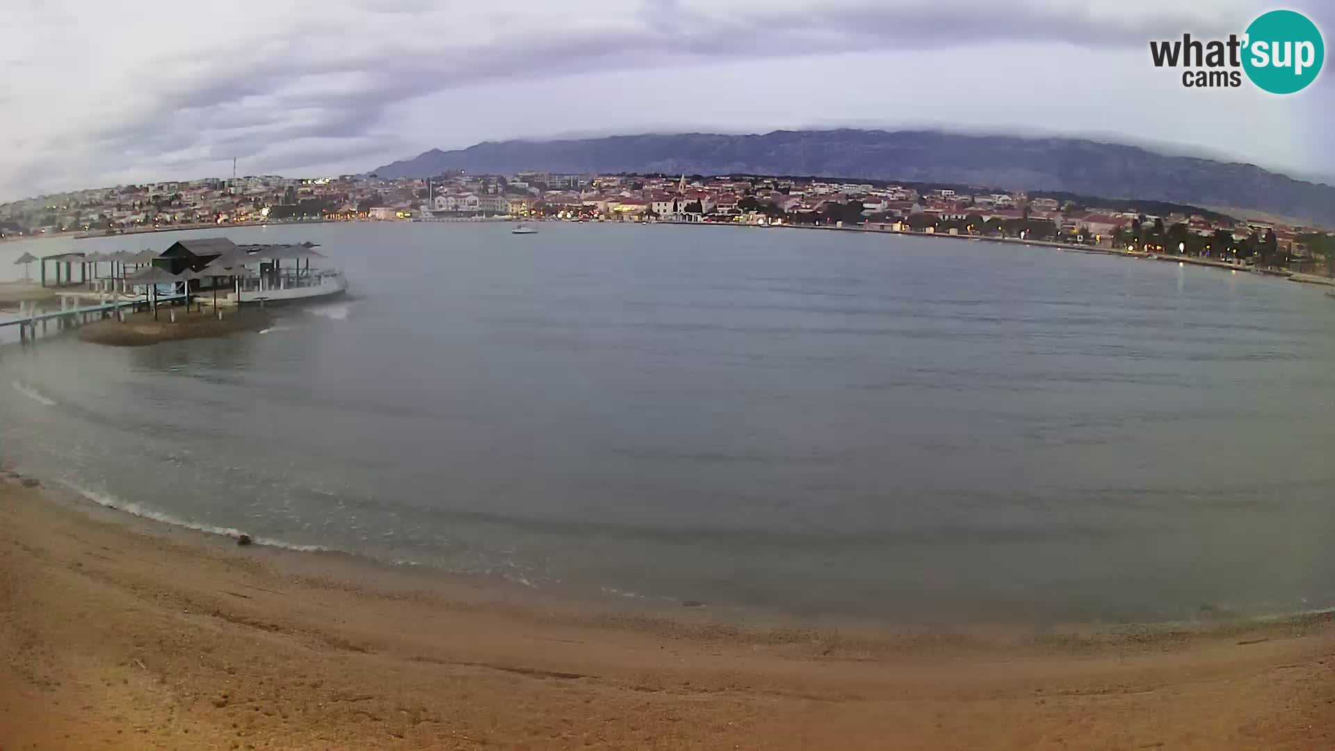 Novalja livecam – plage de la ville