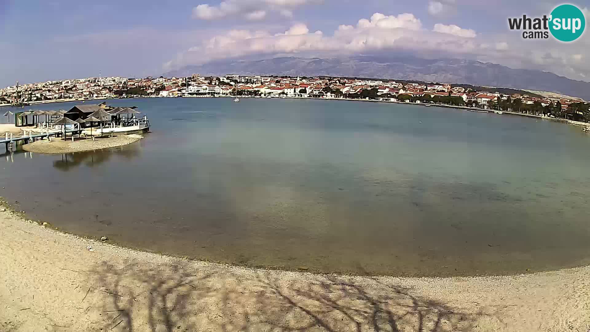 Novalja en vivo – playa de la ciudad