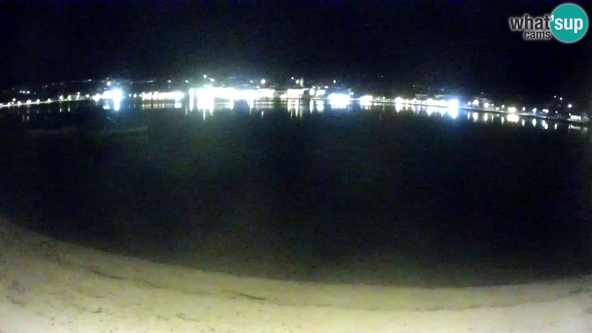 Novalja en vivo – playa de la ciudad