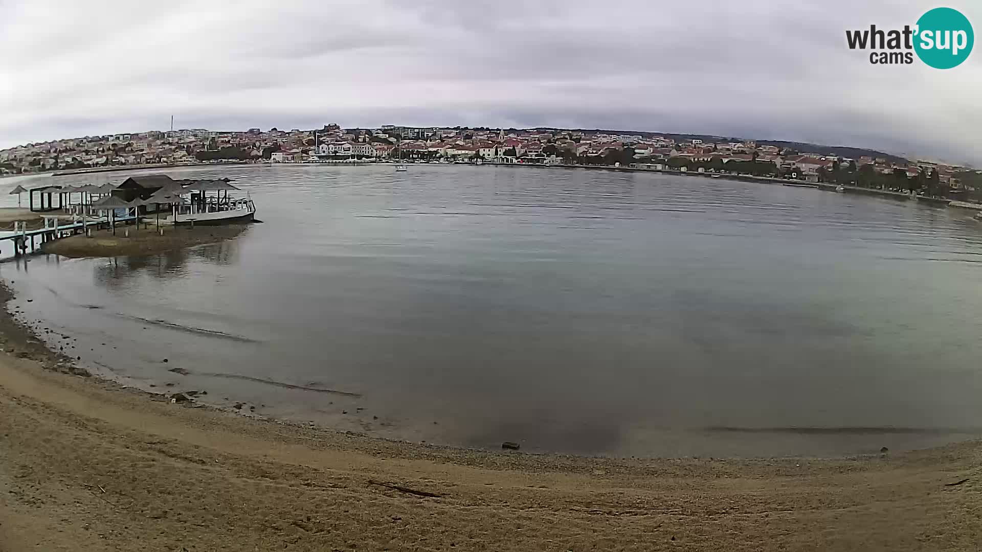 Novalja en vivo – playa de la ciudad