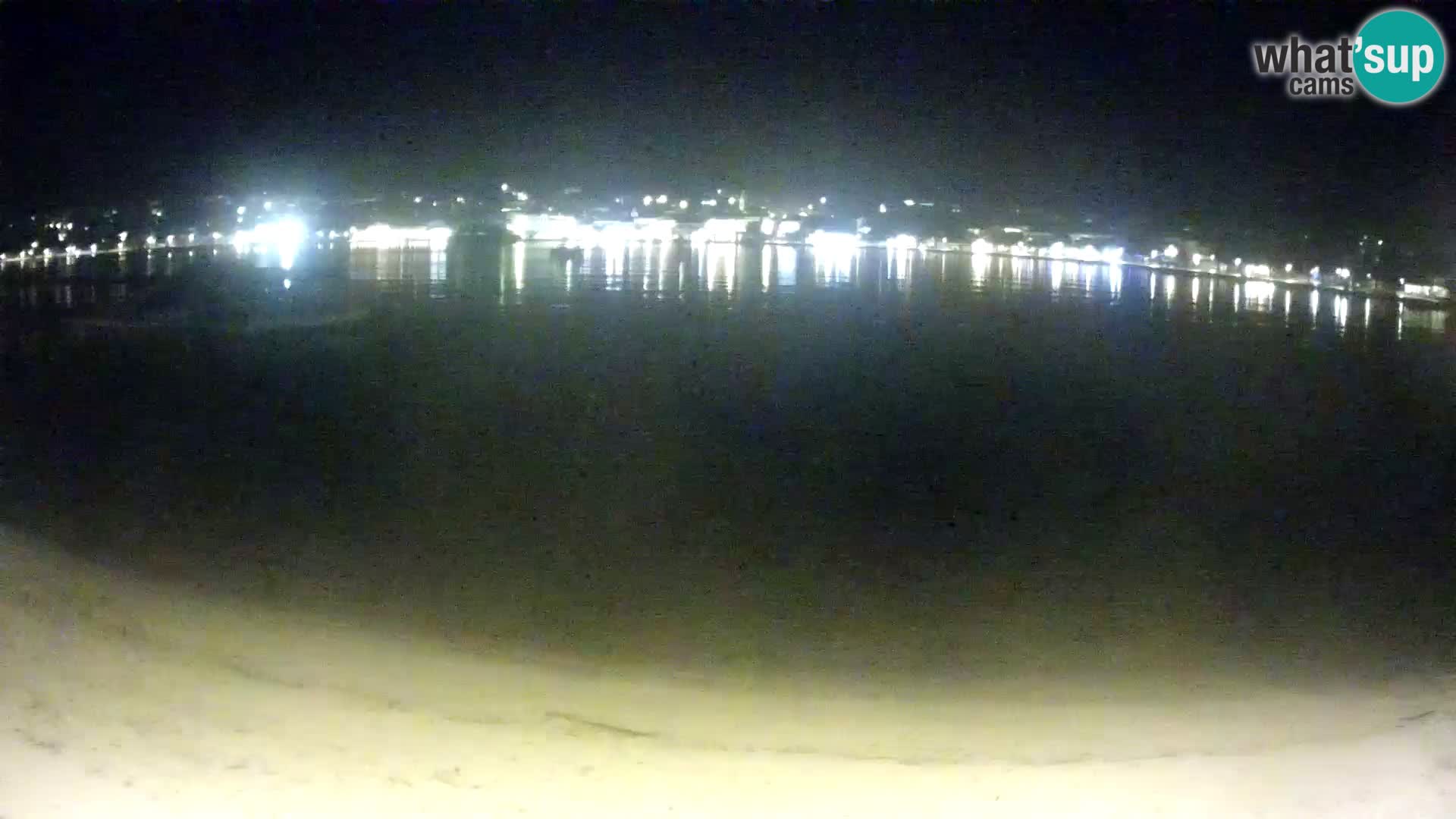 Novalja en vivo – playa de la ciudad