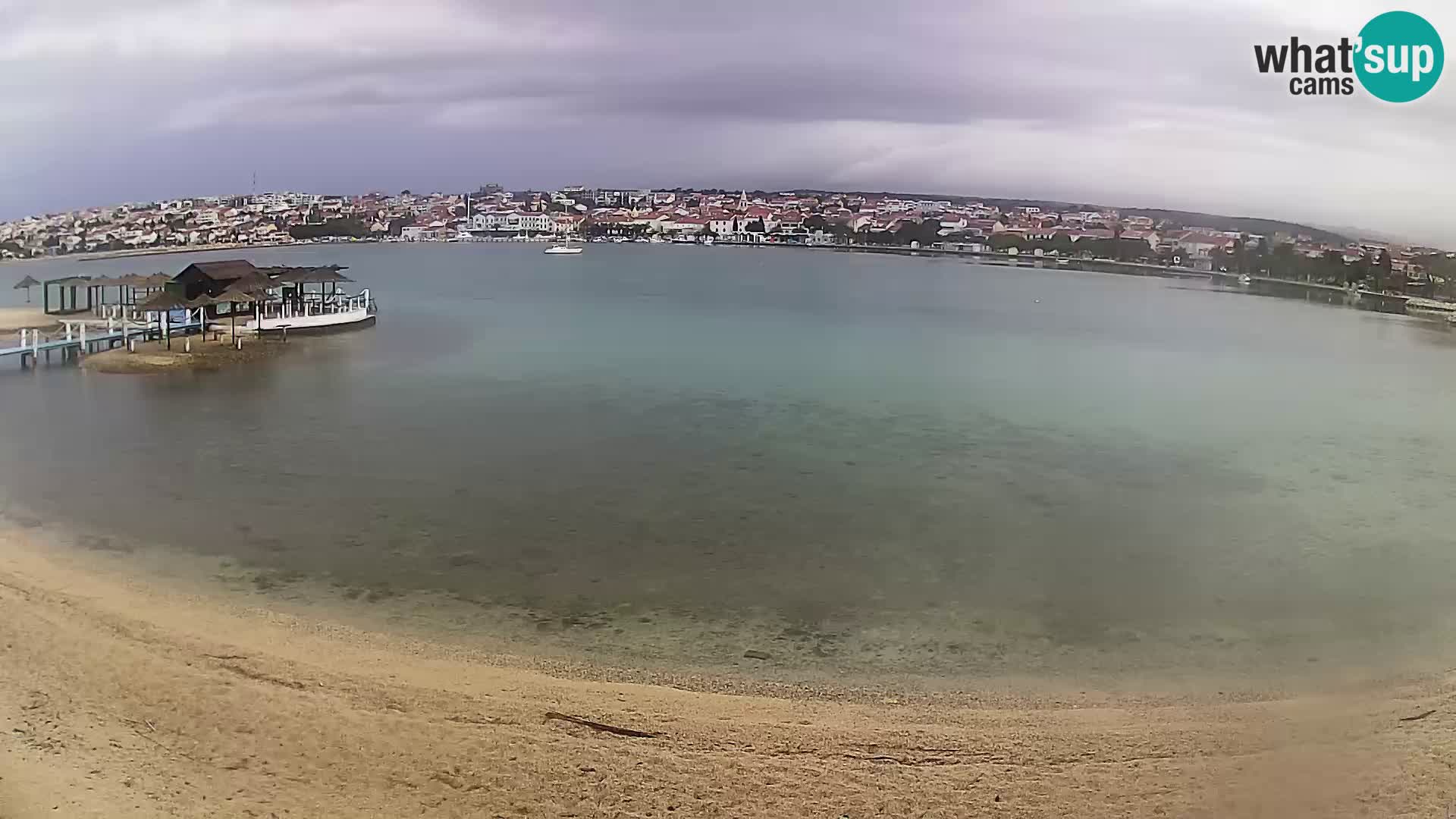 Novalja en vivo – playa de la ciudad