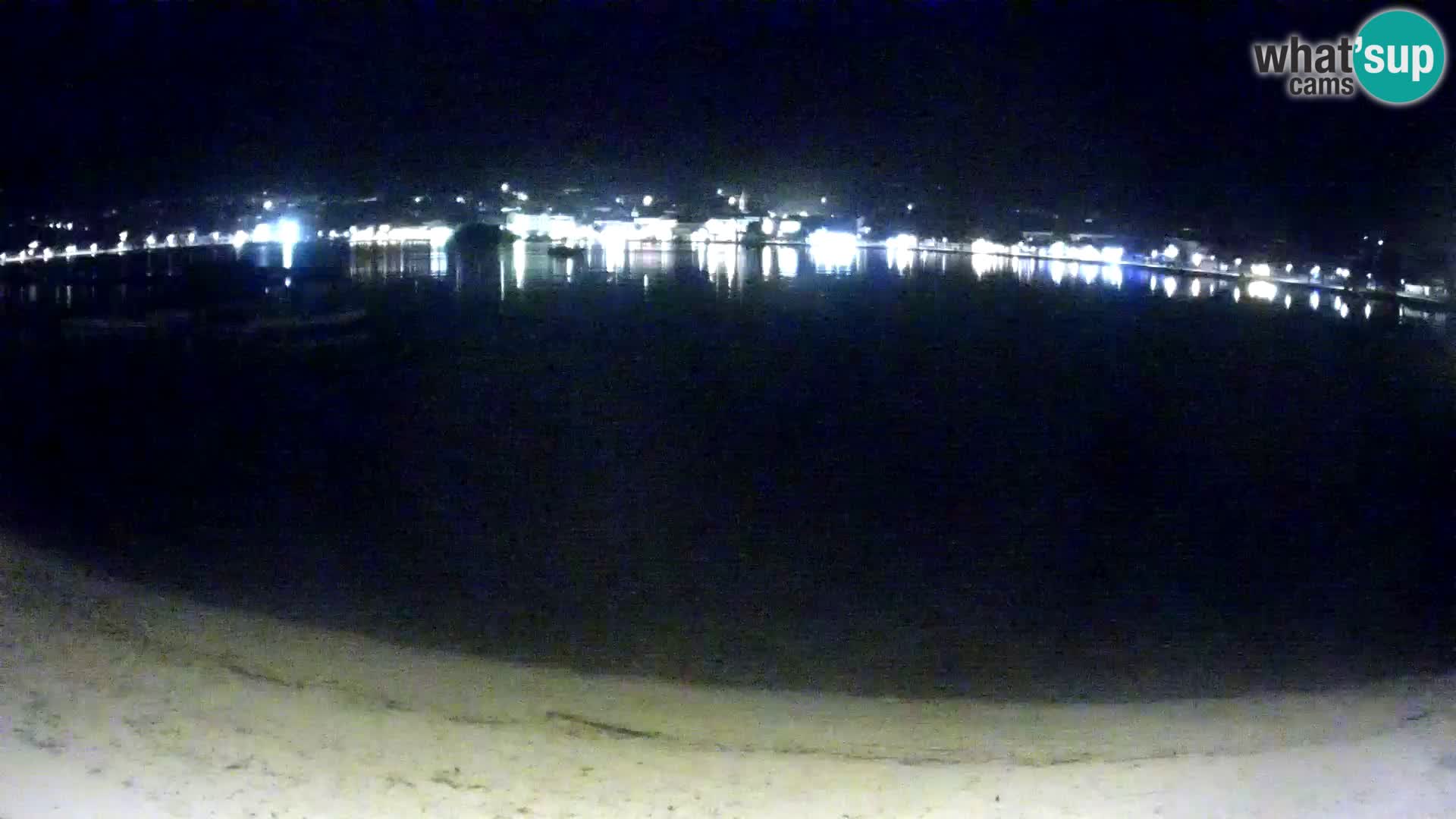 Live webcam Novalja – The Town beach