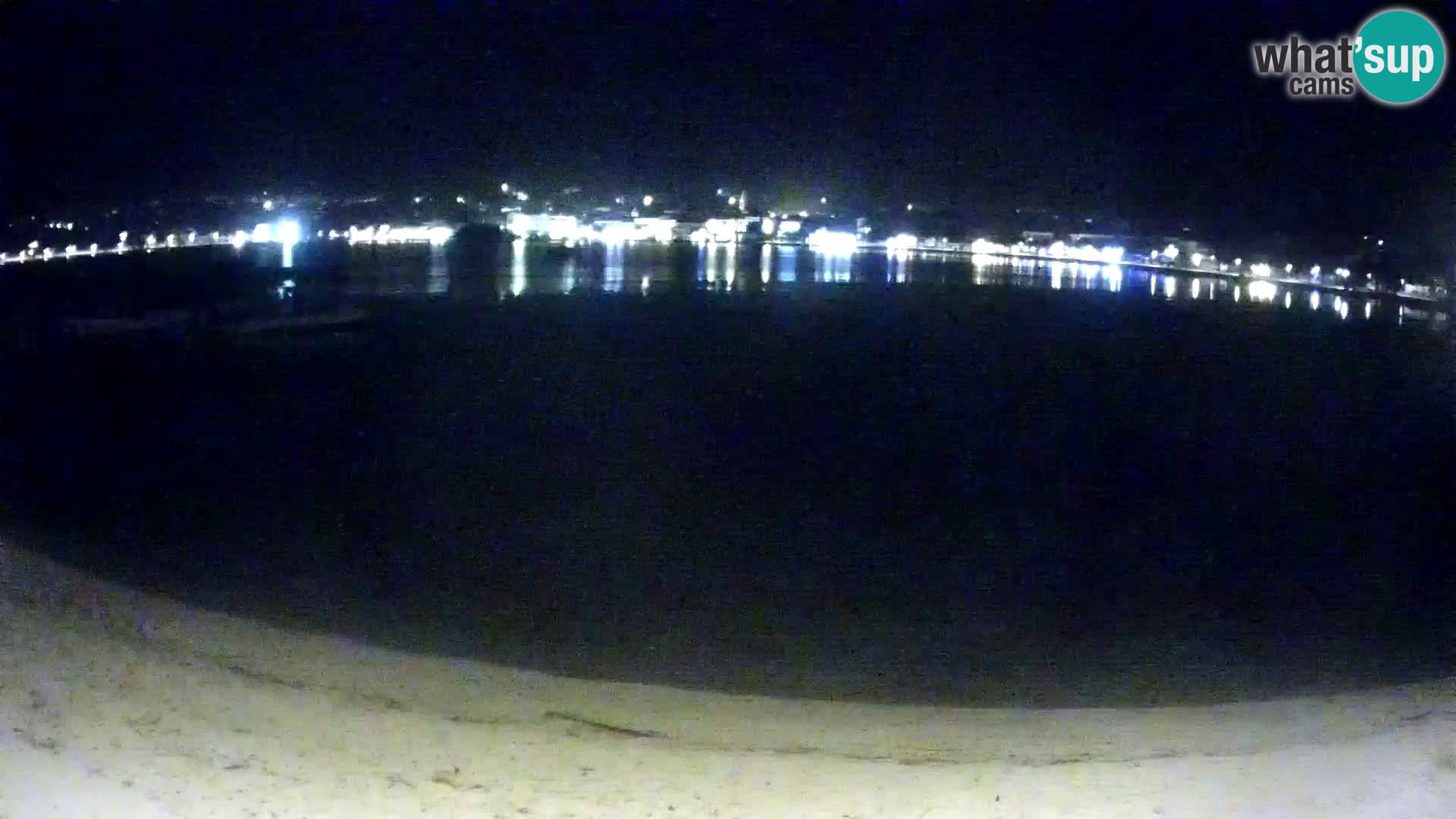 Novalja en vivo – playa de la ciudad
