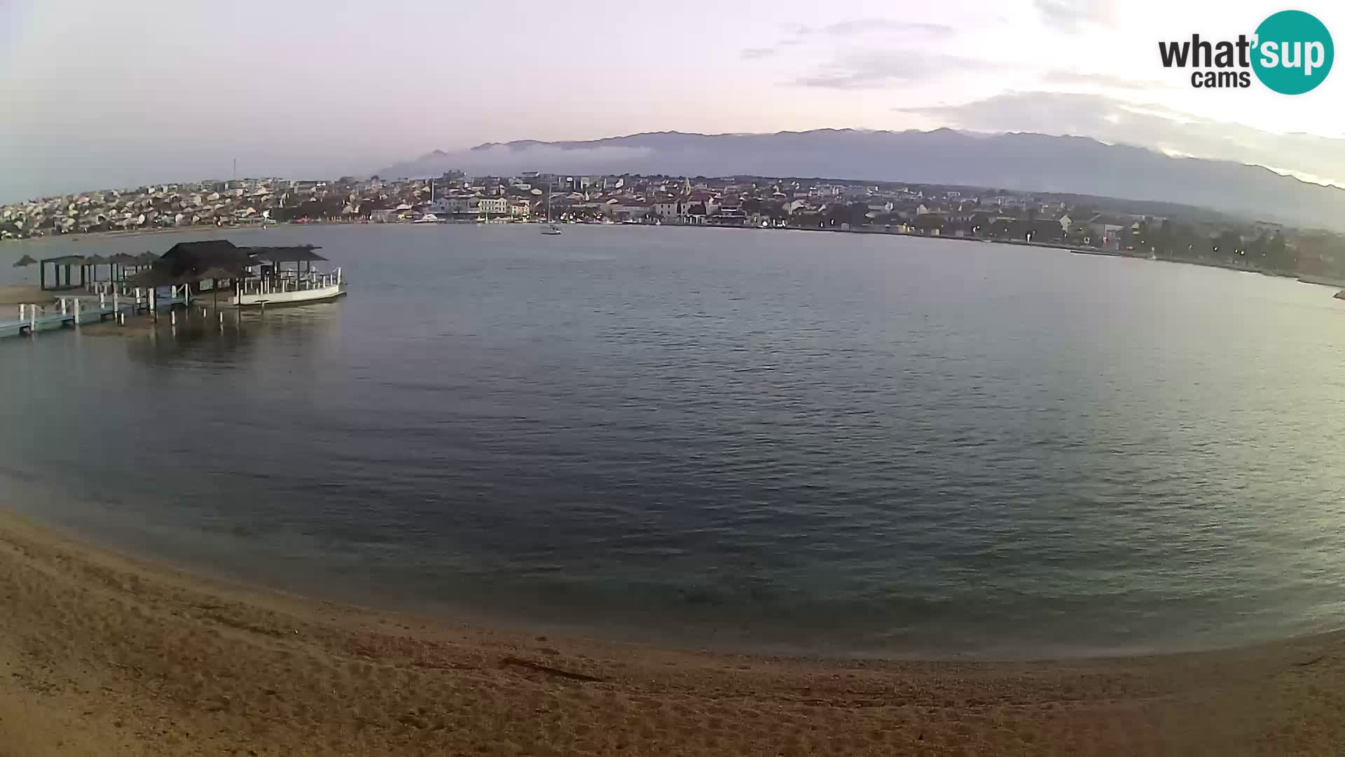 Novalja livecam – plage de la ville